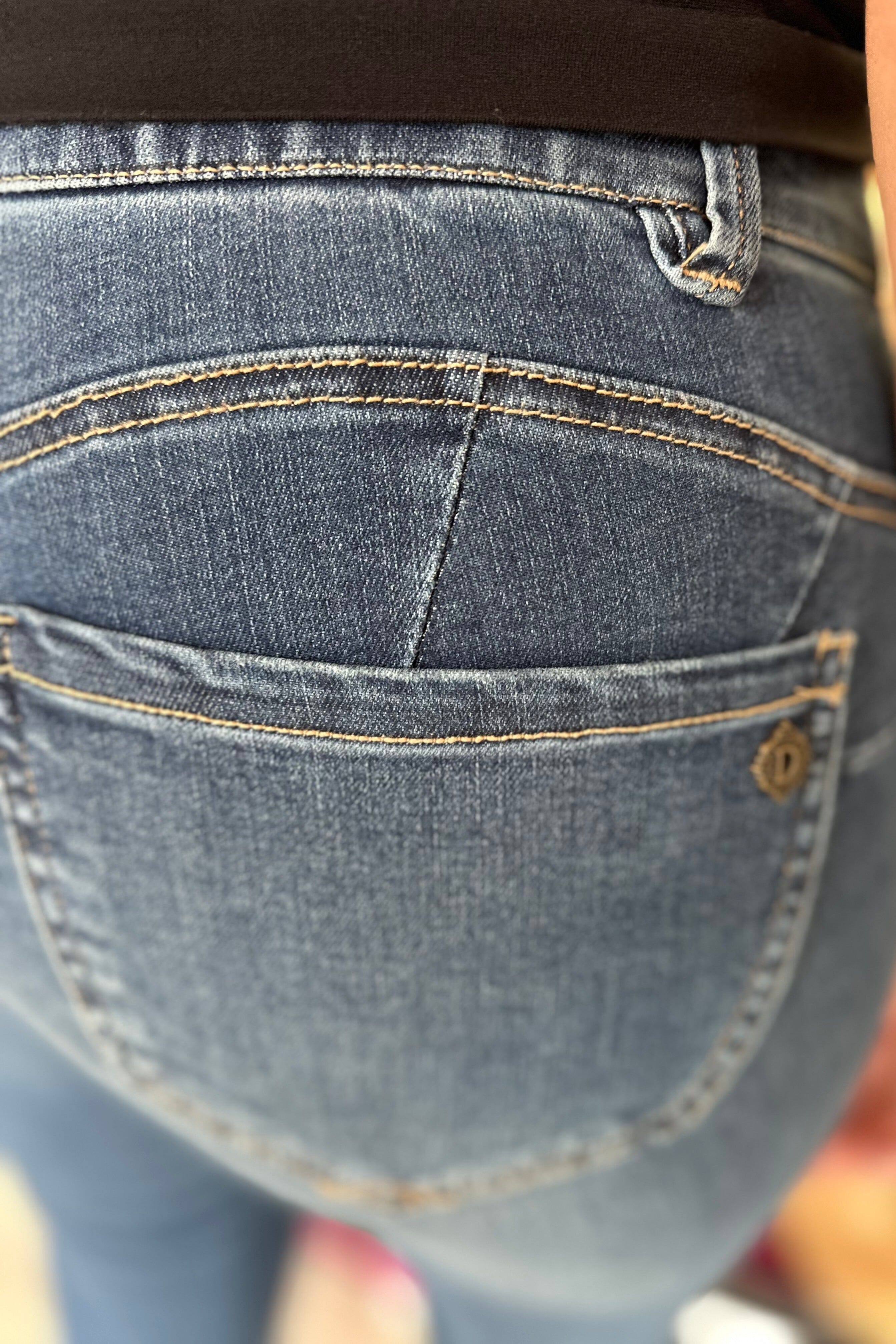 "AB" Solution Straight Leg JEANS DEMOCRACY