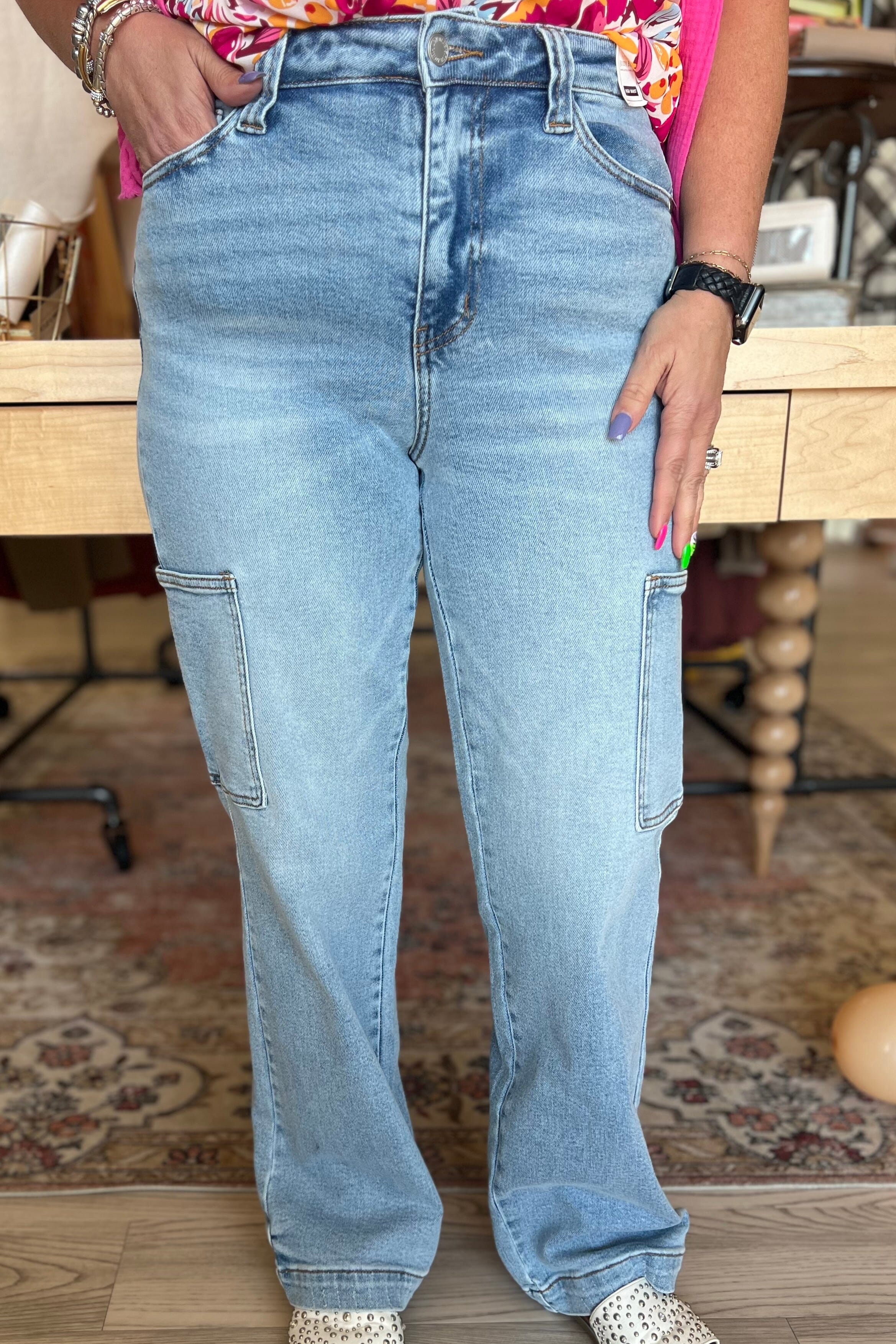 High Waist Wide Leg Cargo JEANS JUDY BLUE