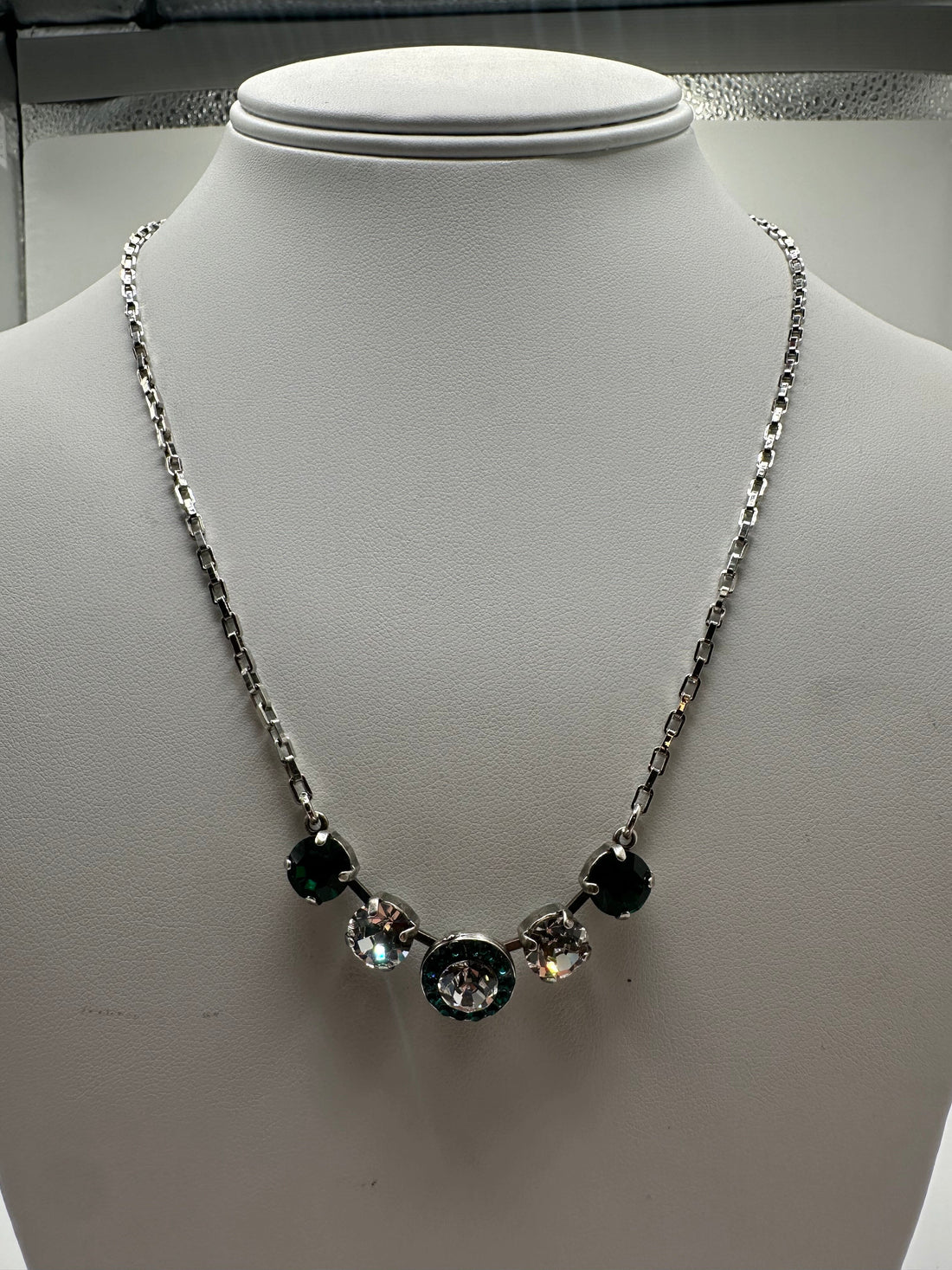 N-5084-205001-SP BETTERBRANDJEWELRY MICHALSMARIANA