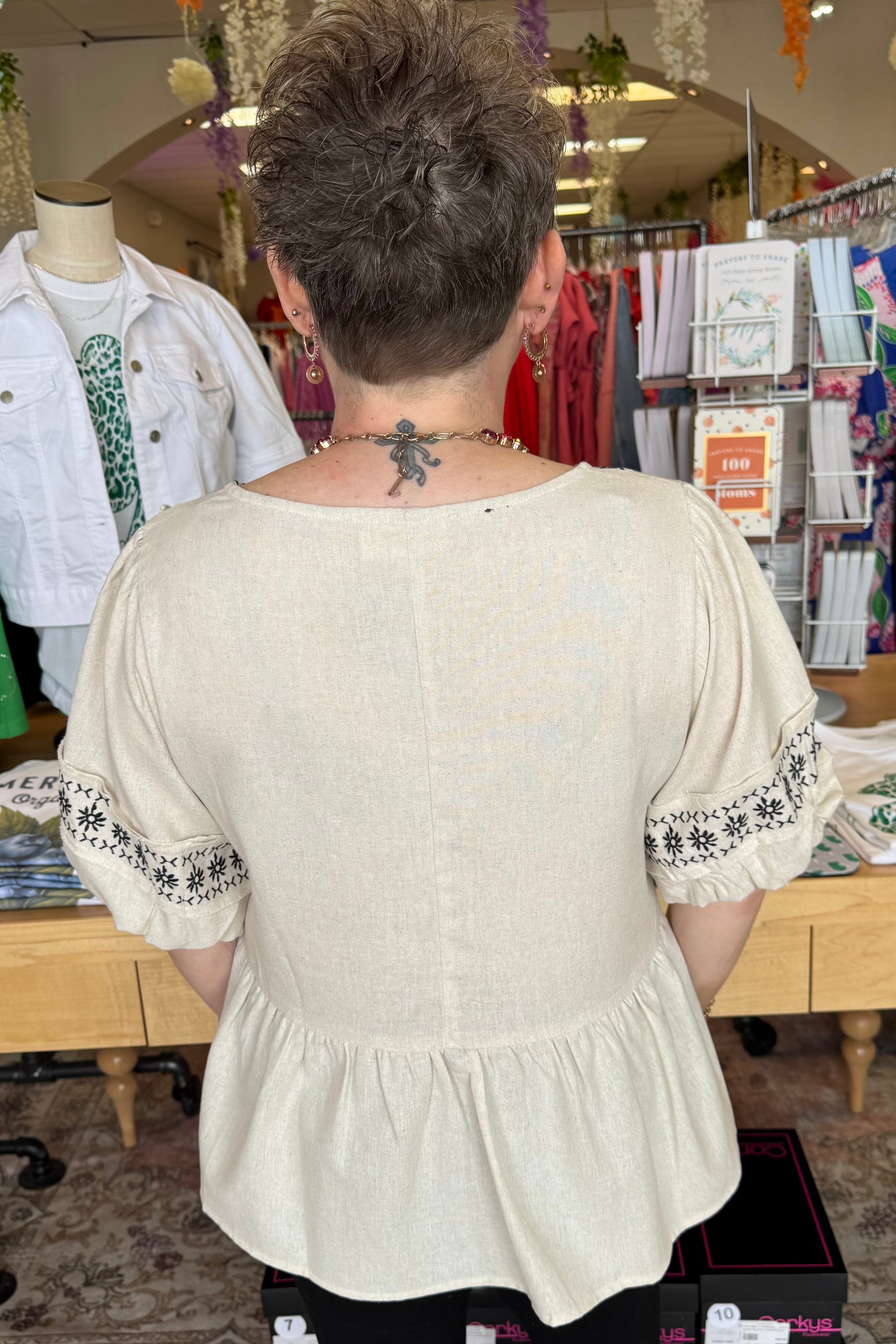 Embroidered Top w/ Half Balloon Sleeve JR TOP DRESSY UMGEE