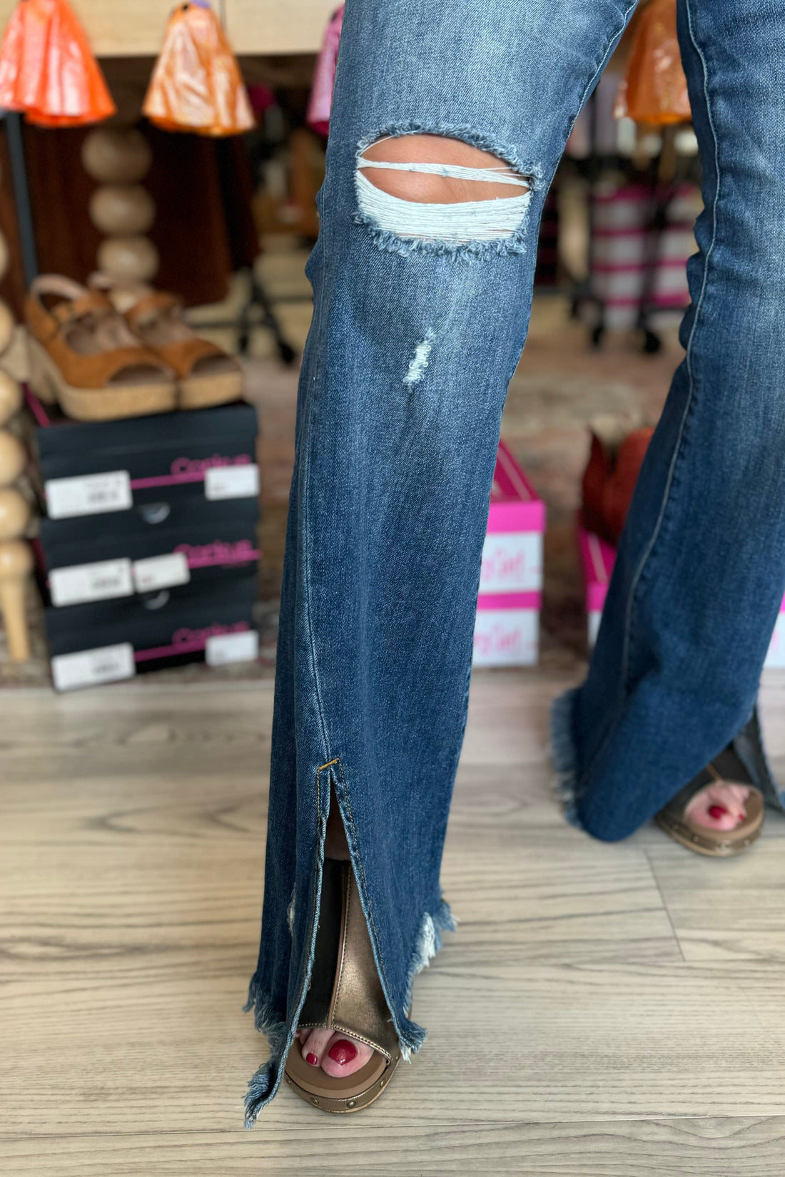 High Rise Flare Front Slit with Fray Hem Jeans JEANS RISEN