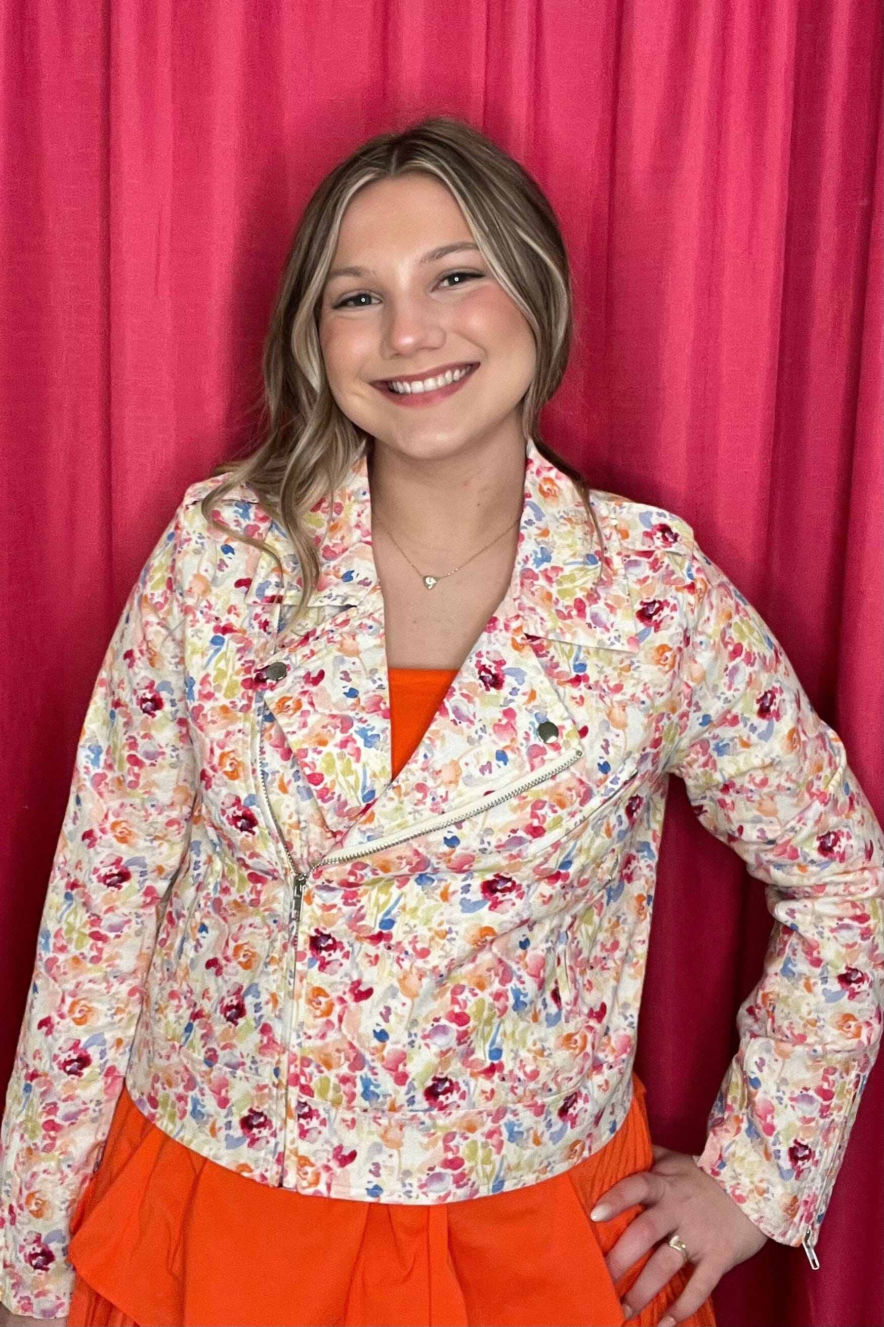 Long Sleeve Jacket w/Zipper Closure and Pockets OUTFIT COMPLETER WHOLESALE FASHION TRENDS