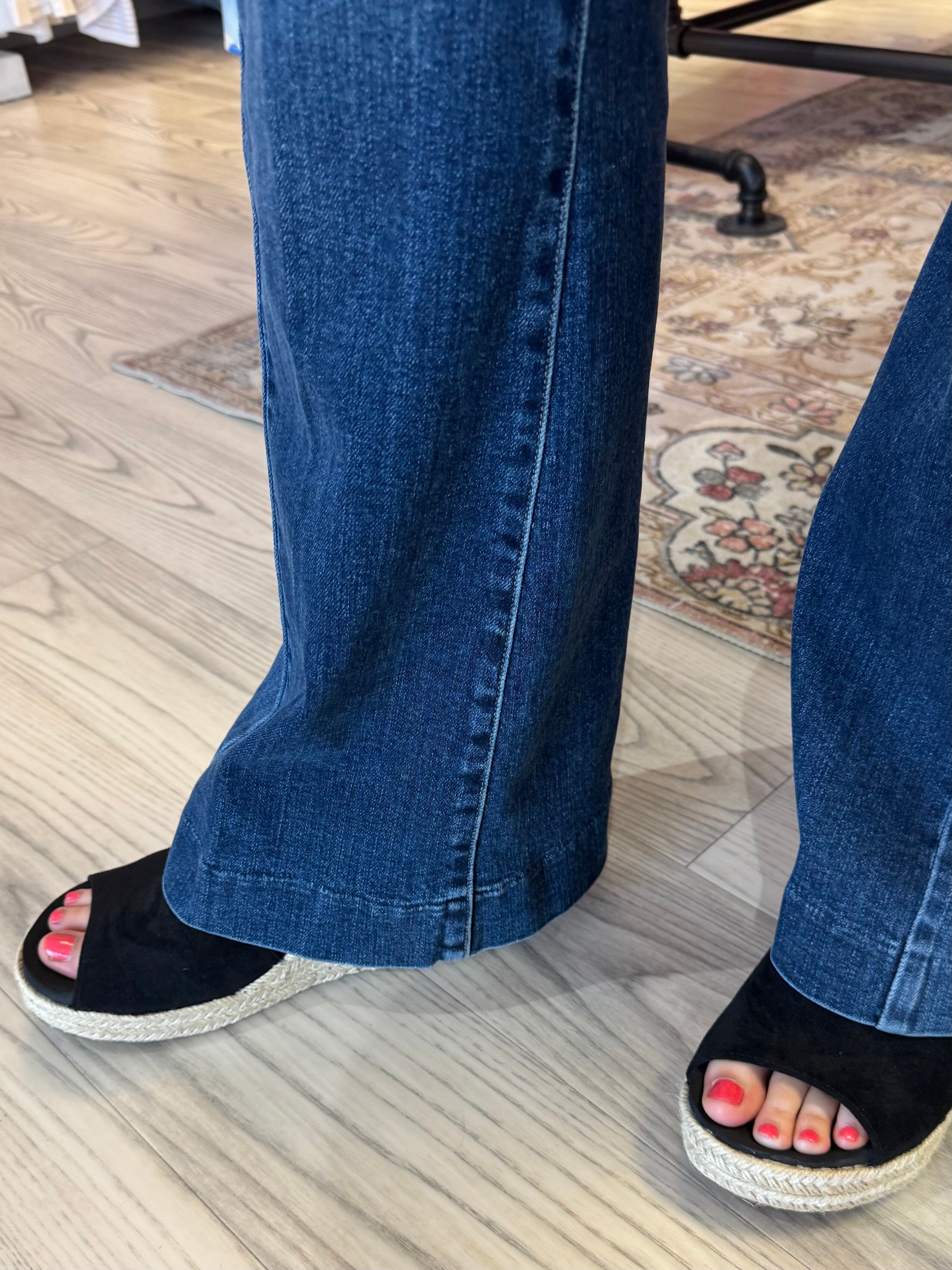 Hannah Flare w/Blocking Details JEANS LIVERPOOL