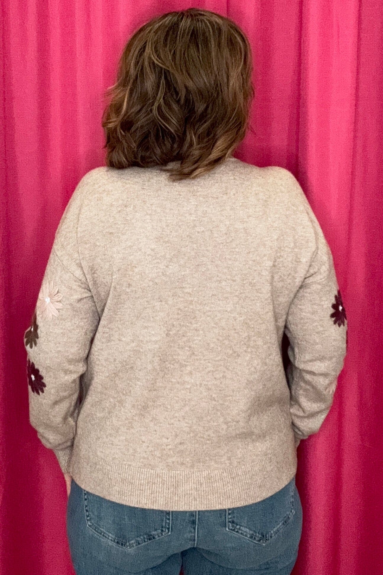 Floral Embroidery Crew Neck Sweater MISSY TOP SPECIAL CHARLIEB