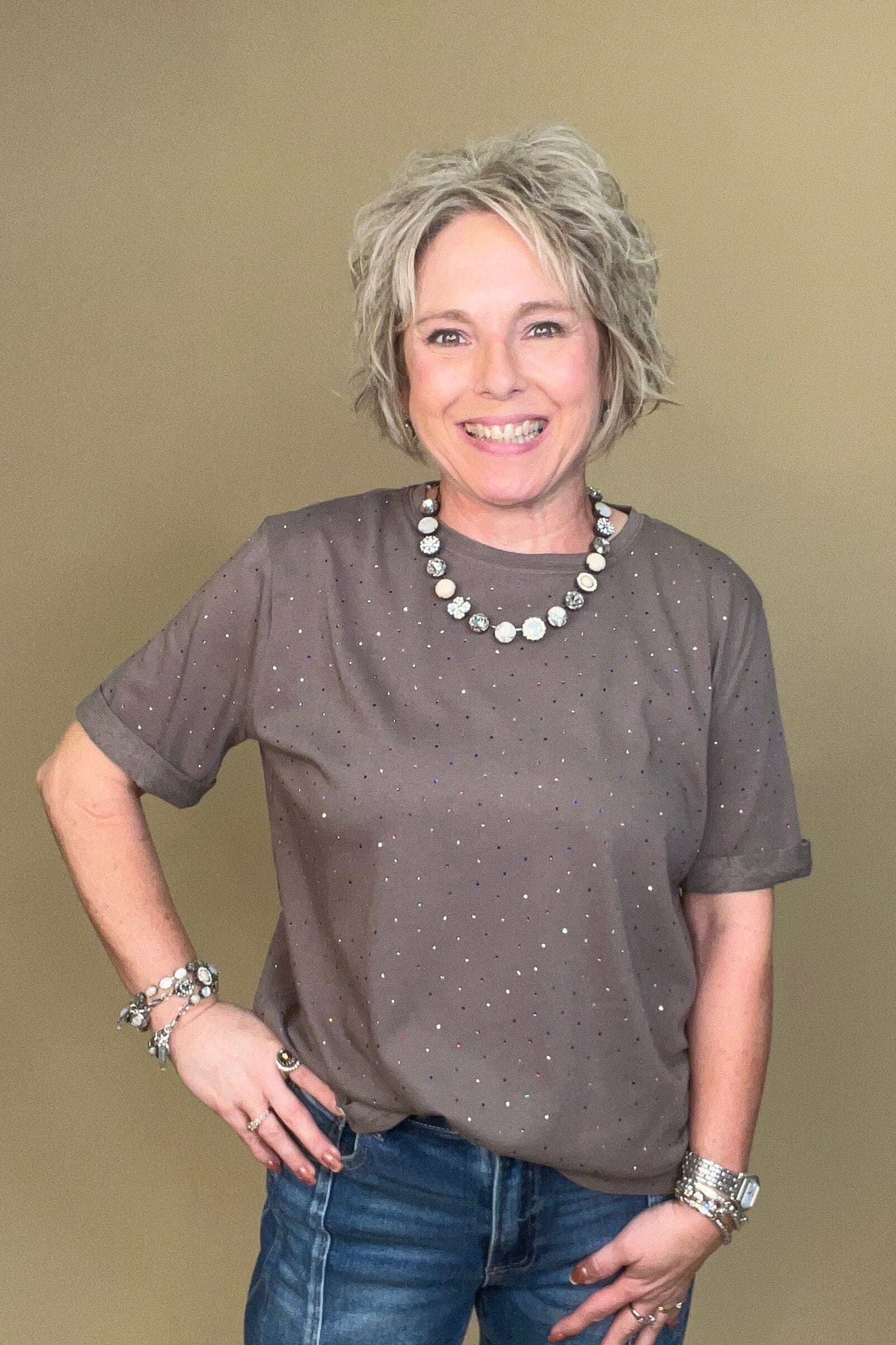 Short Rolled Sleeve Tee w/Colored Rhinestones JRTOP CASUAL TOP DAVI&DANI