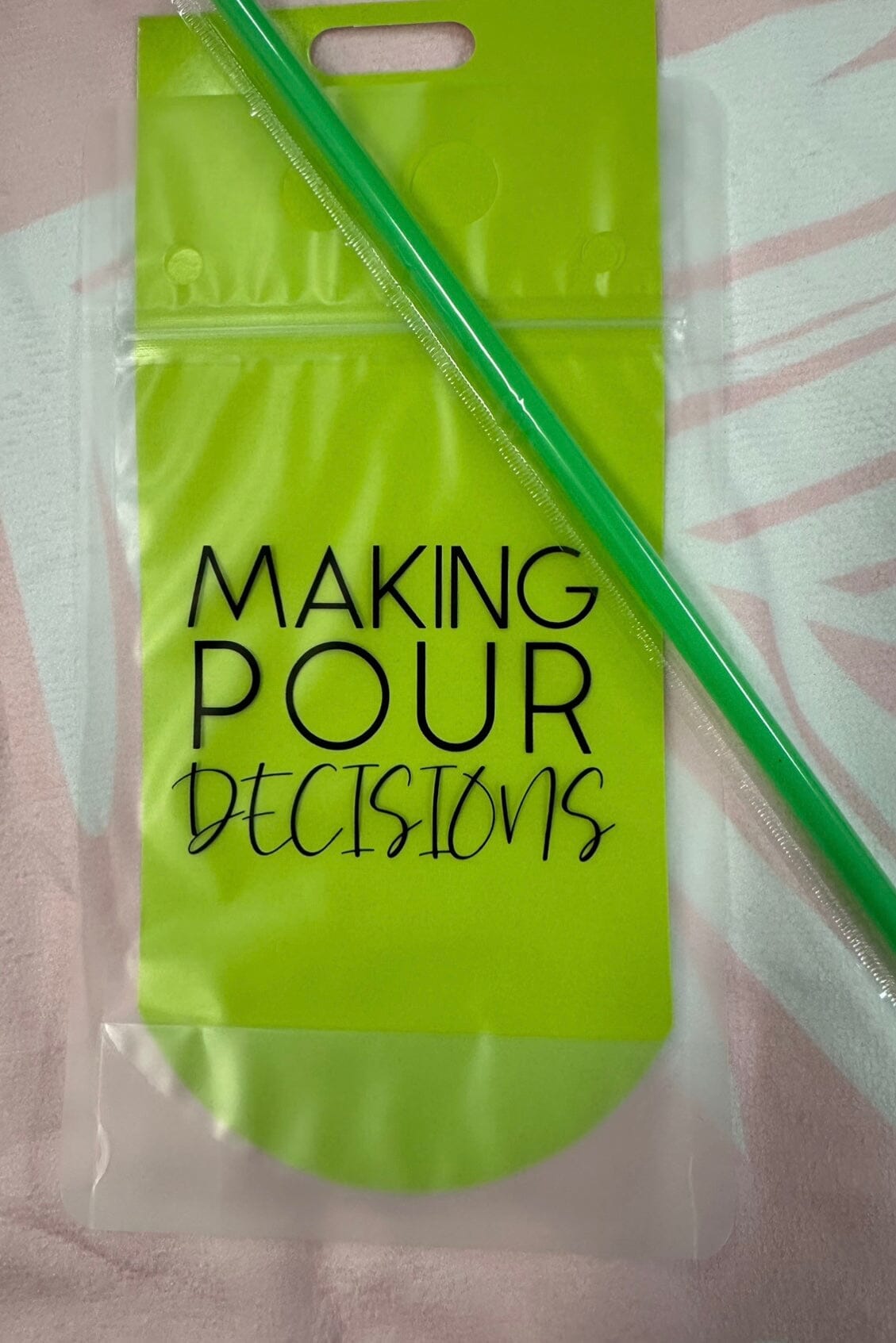 Drink Pouch With Straw GIFT/OTHER Drink Pouch Party POURDECISIONS