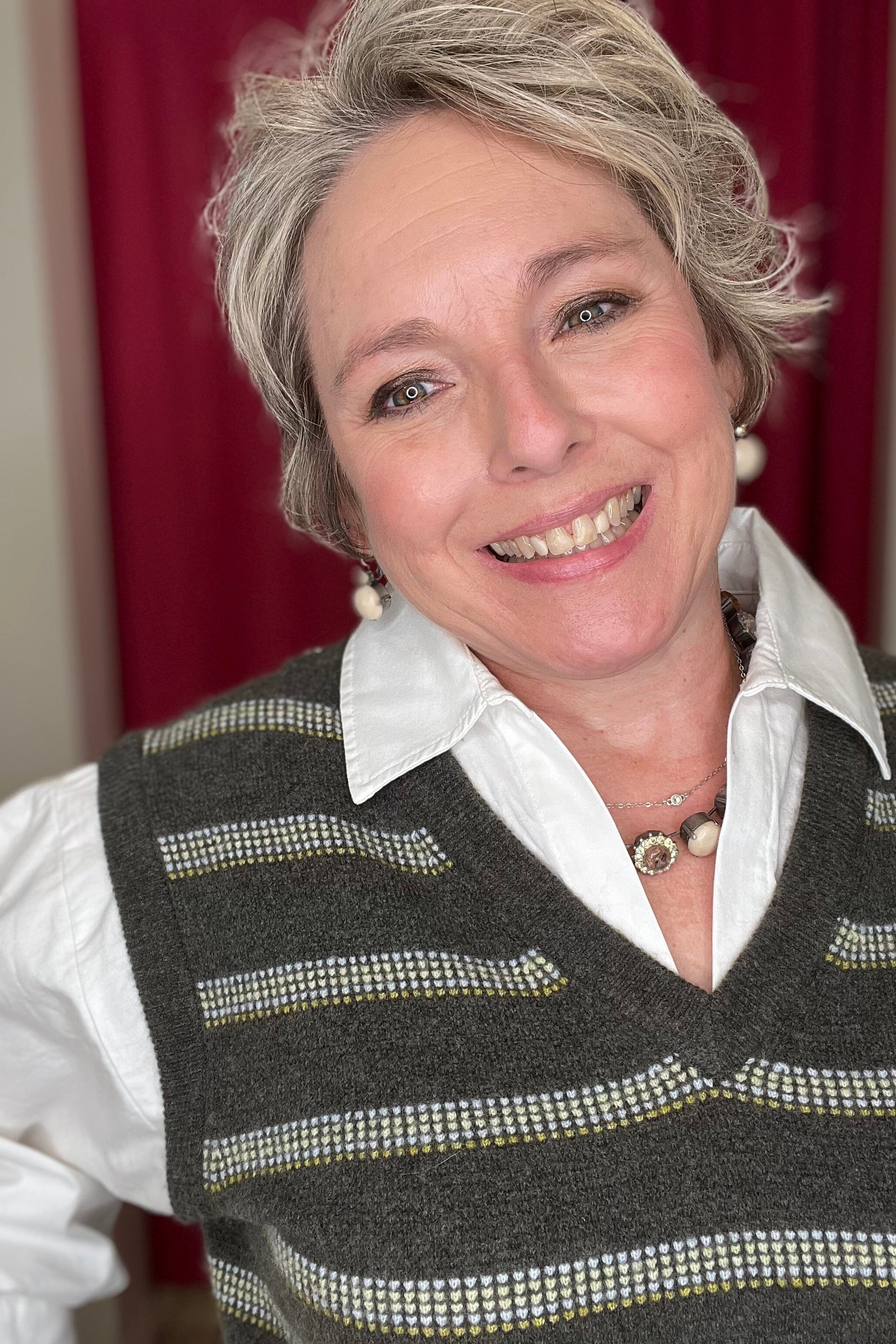 Short Sleeve V-Neck Stripe 2-Fer Sweater Vest MISSY TOP SPECIAL DEMOCRACY