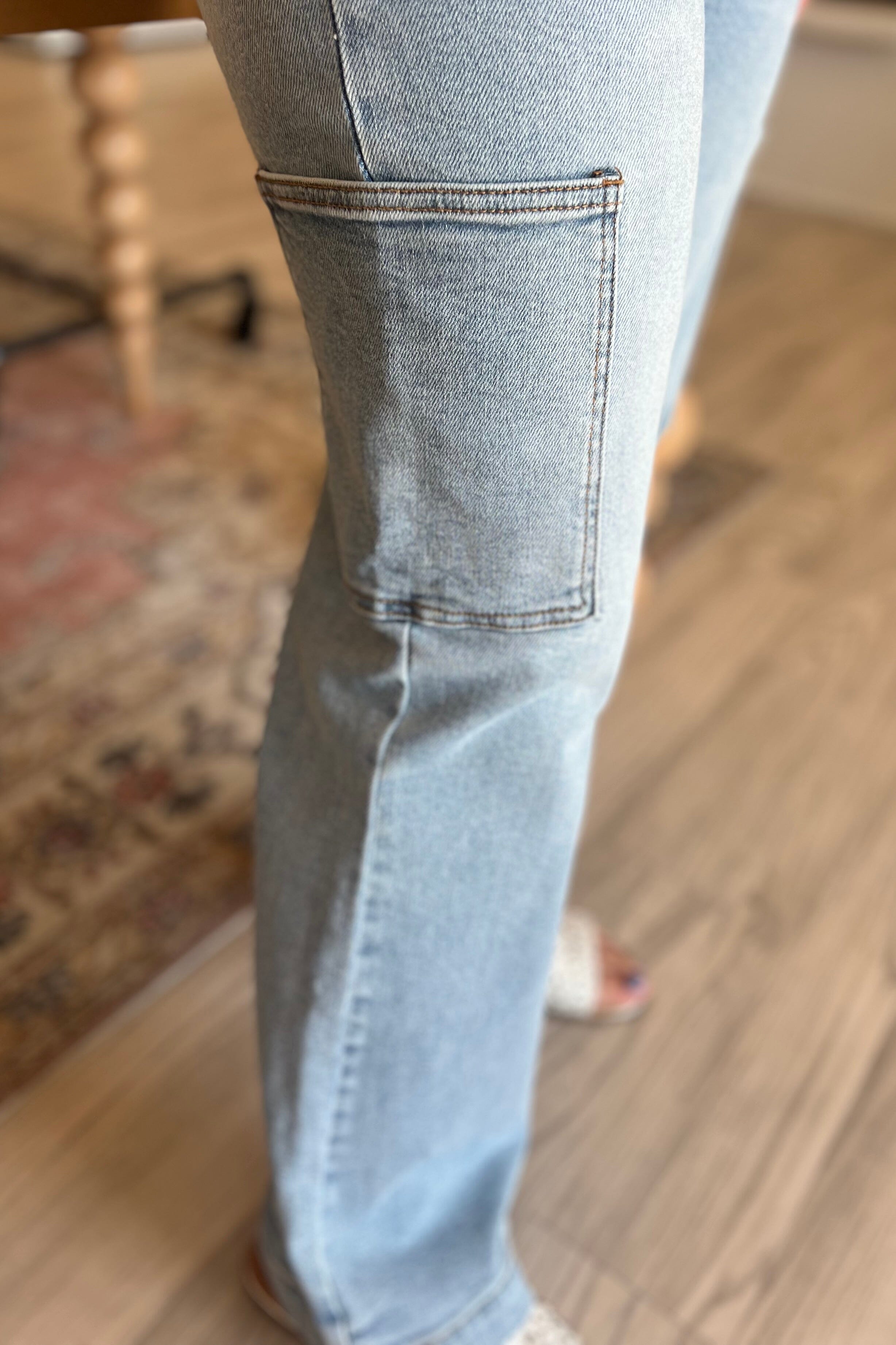 High Waist Wide Leg Cargo JEANS JUDY BLUE