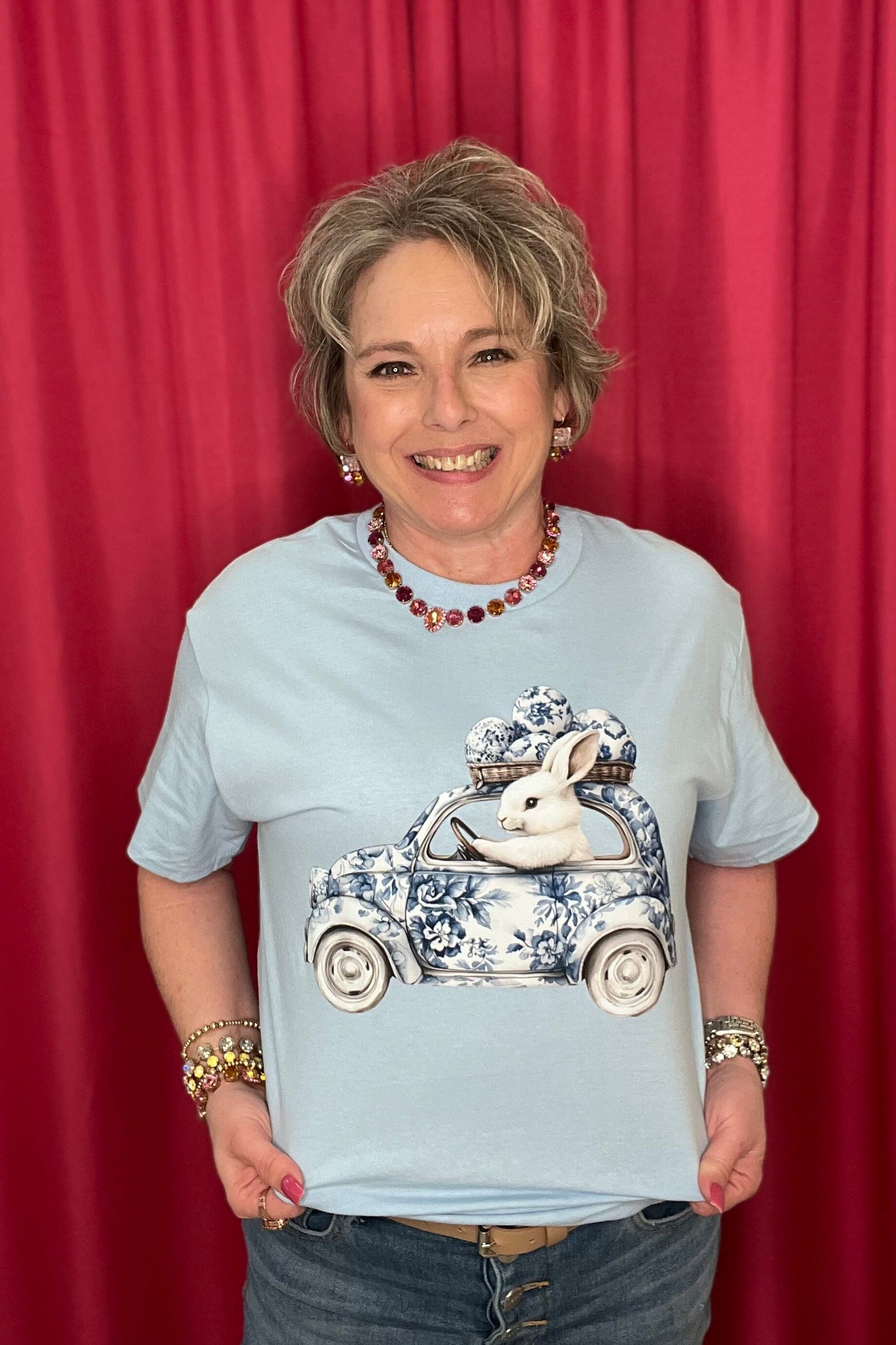 Easter Bunny in Car T-Shirt MISSY BASIC KNIT SUGAR STITCH