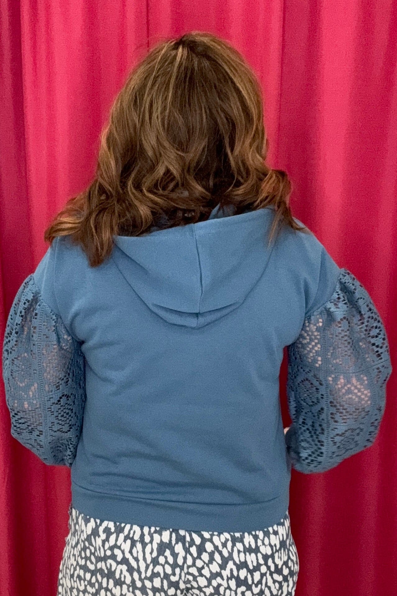 Cropped Hoodie w/Lace Sleeves MISSY TOP SPECIAL KEREN HART