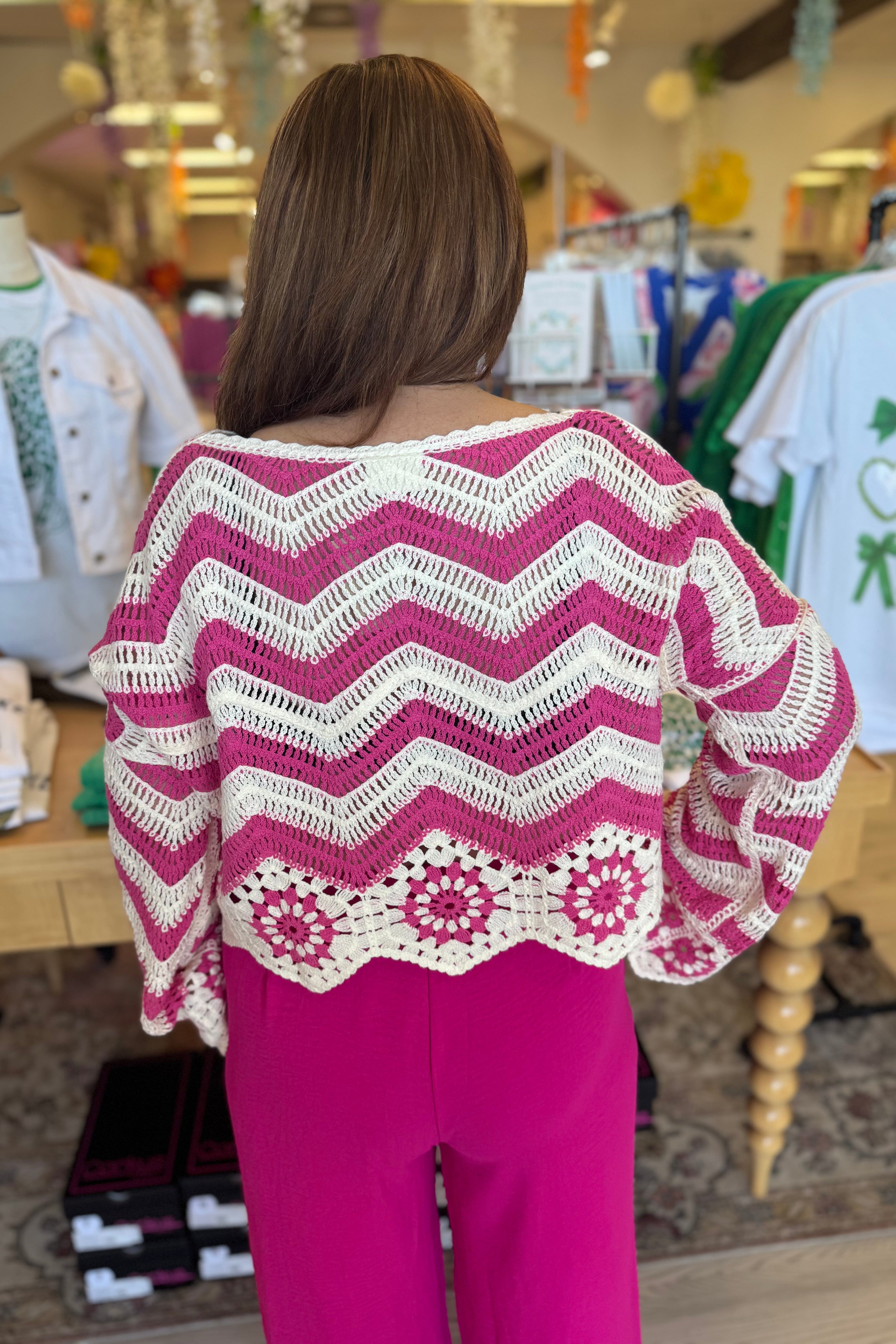 Long Sleeve Cropped ZigZag Crochet Top JRTOP CASUAL TOP VERYJ