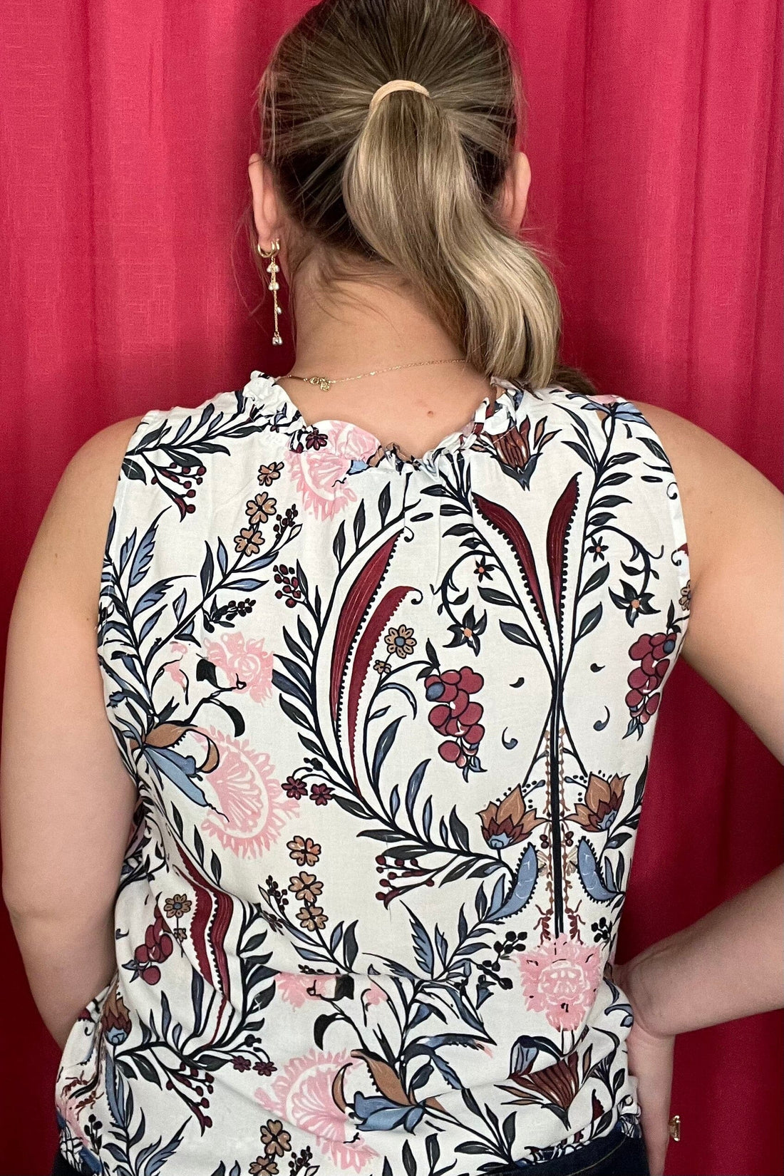 Border Print Ruffle Neck Sleeveless Top MISSY TOP SPECIAL CHARLIEB