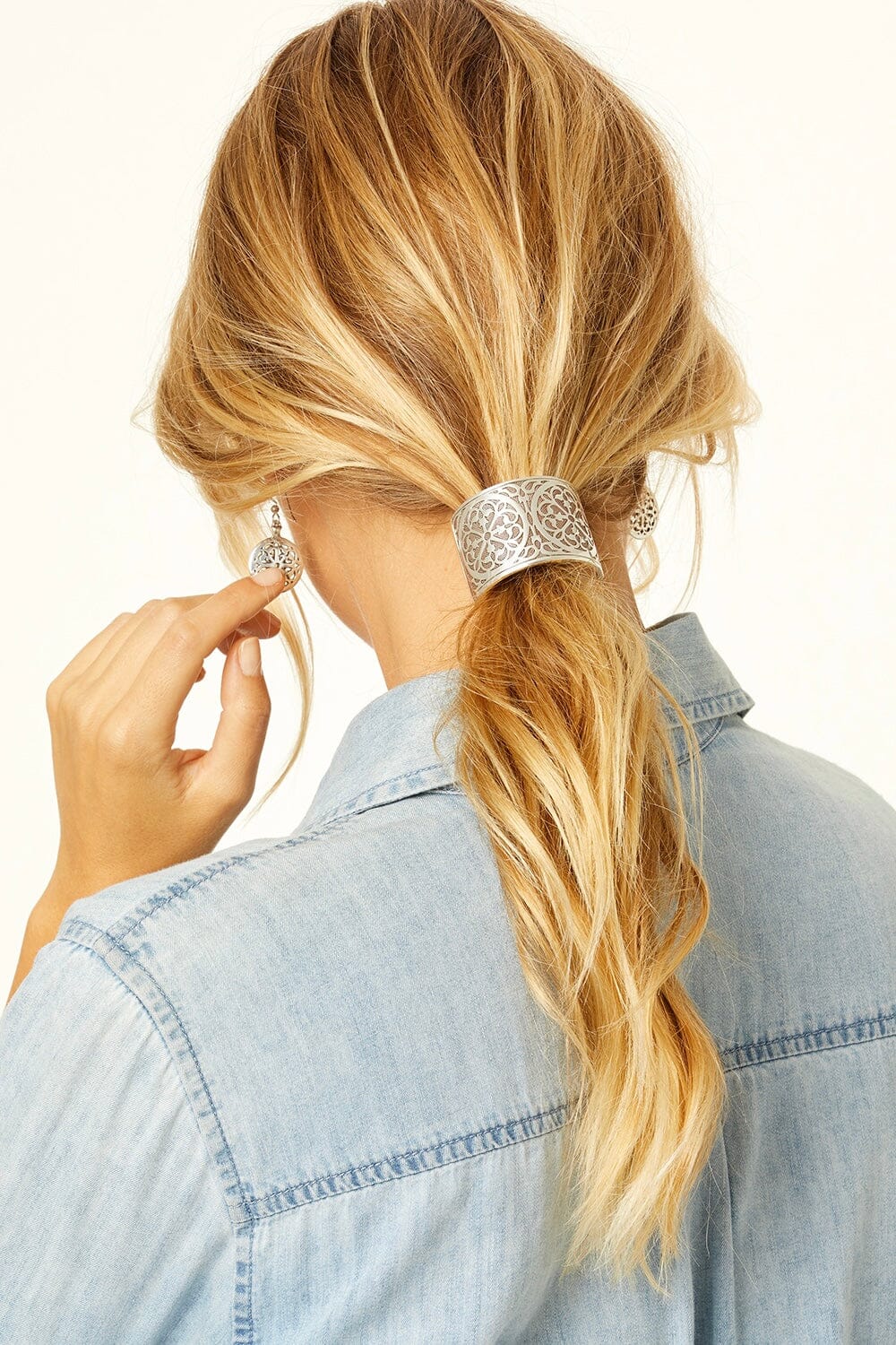 Ferrara Ponytail Holder BEVERYTHING Brighton Collectables