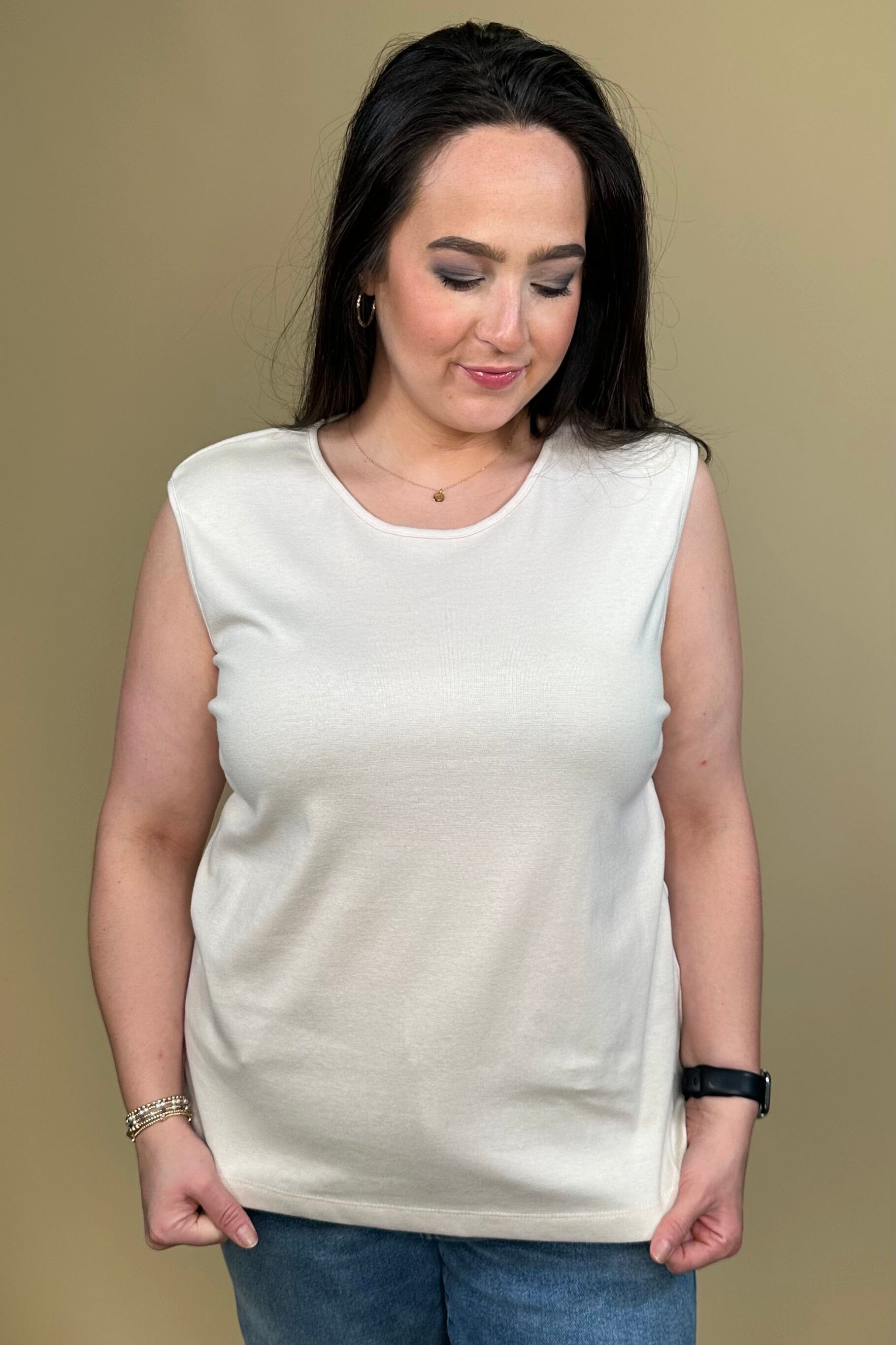 Sleeveless Scoop Neck Tank Top MISSY BASIC KNIT SOUTHERN LADY