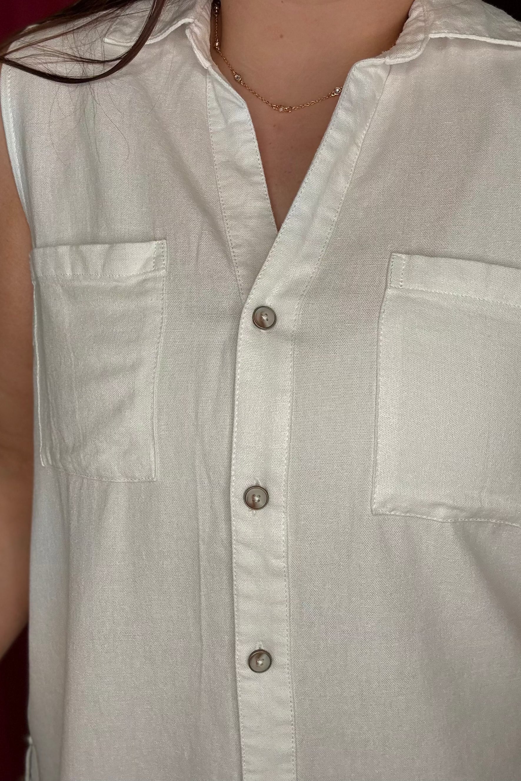 High Low Seam Button Down Sleeveless Tank with Collar MISSY TOP SPECIAL ZAC & RACHEL