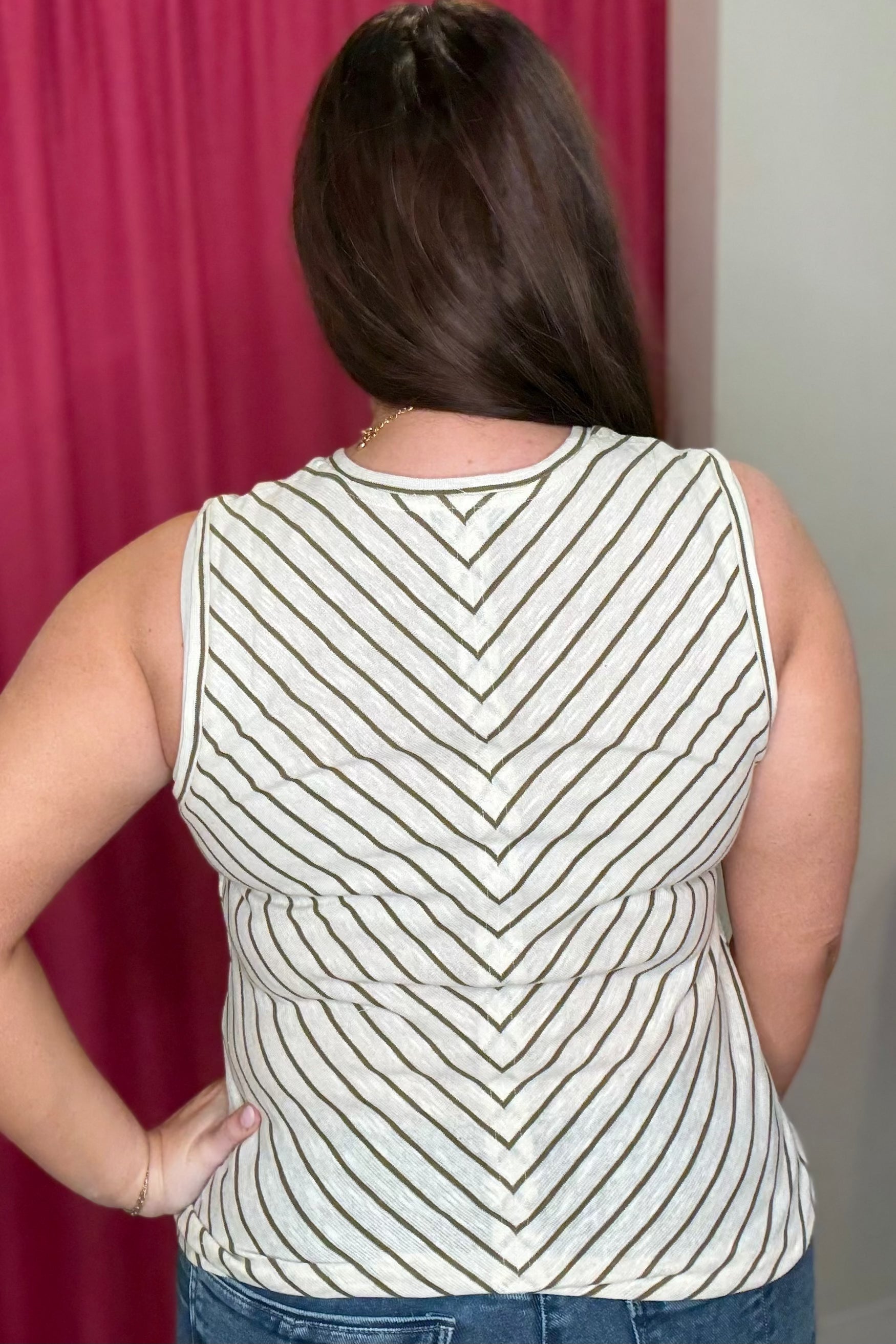Sleeveless Crew Neck Twist Front Knit Top MISSY TOP SPECIAL LIVERPOOL