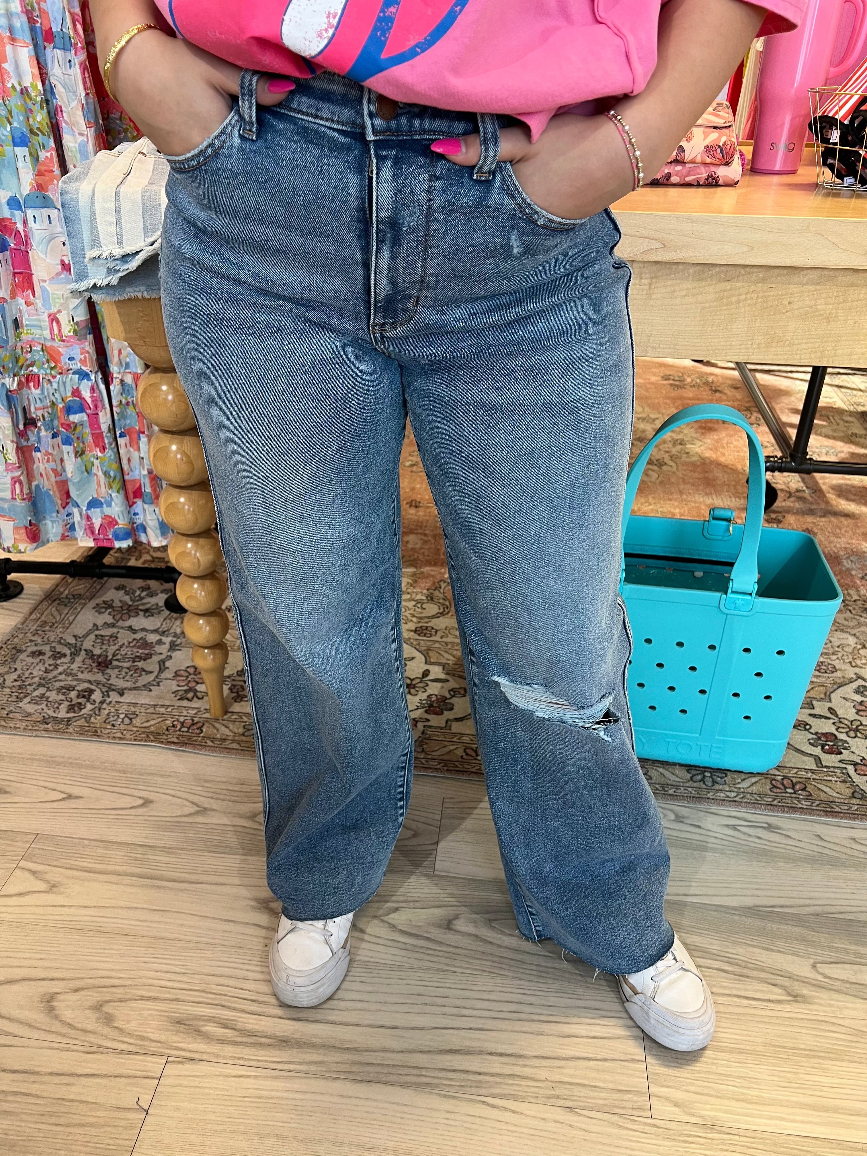 High Waist Wide Leg w/Distress 11"/31" JEANS JUDY BLUE