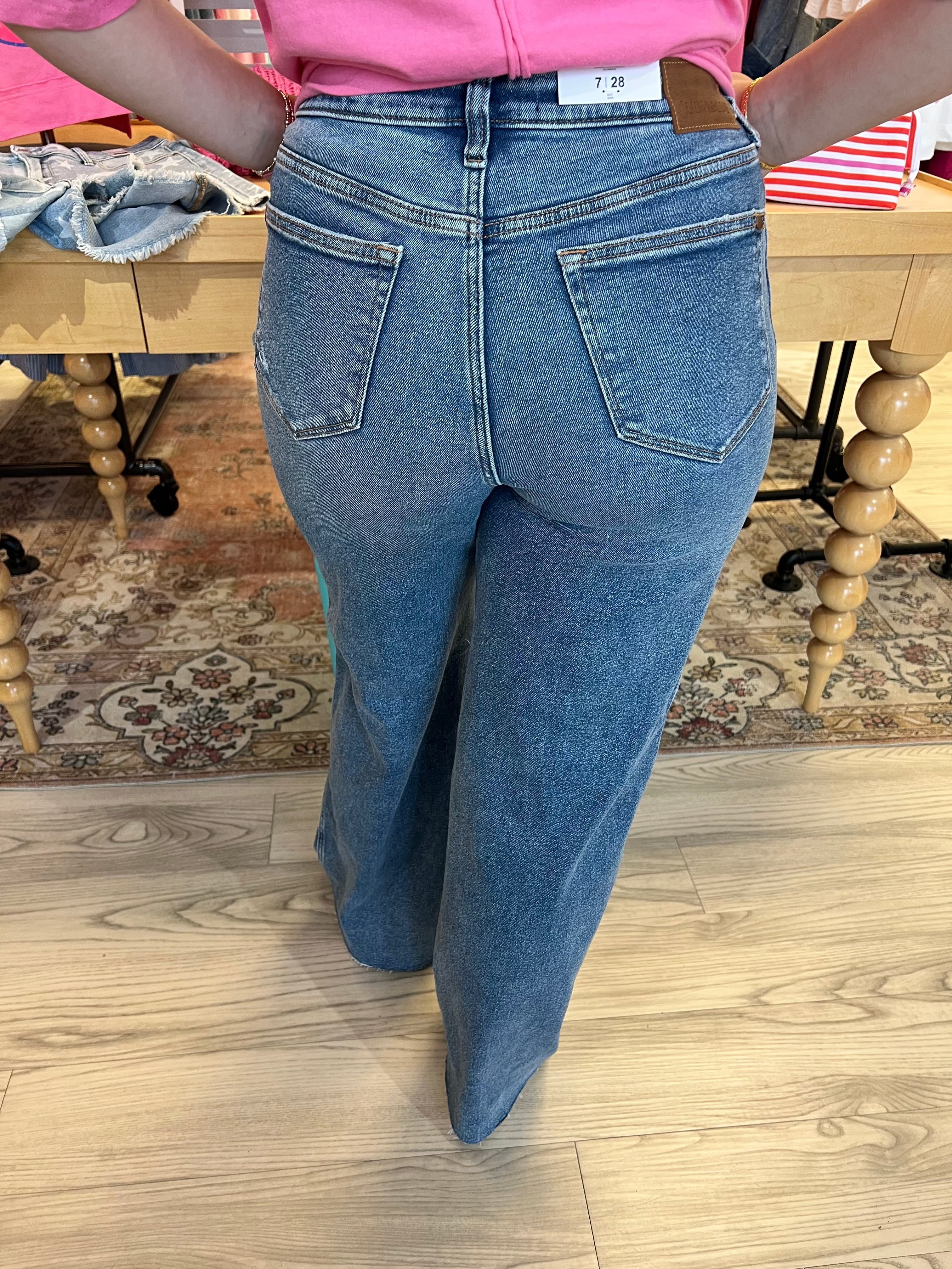 High Waist Wide Leg w/Distress 11"/31" JEANS JUDY BLUE