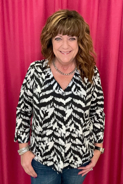Black and White Printed Lightweight Top MISSY TOP SPECIAL ZAC &amp; RACHEL 