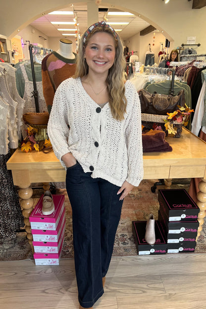 Long Sleeve V-Neck Cardigan w/Buttons OUTFIT COMPLETER KEREN HART 