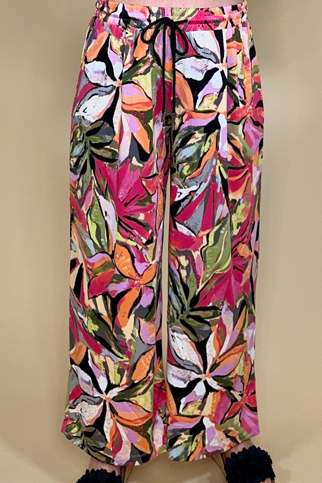 Wild Printed Floral w/Drawstring BOTTOMS ZAC &amp; RACHEL 