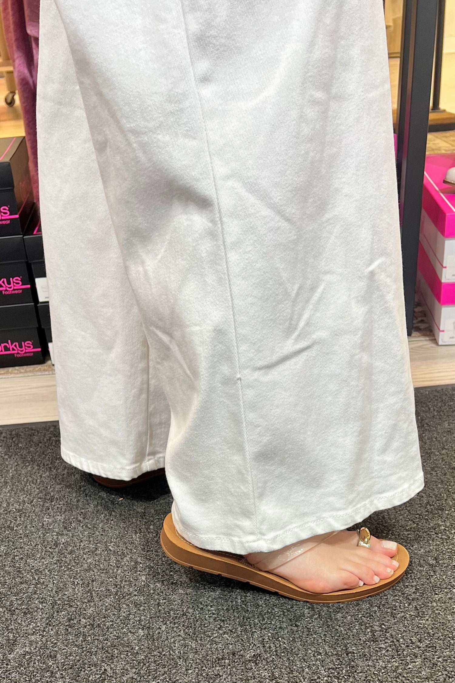 30/28" Ab Solution High Rise Wide Leg w/Utility Pockets BOTTOMS DEMOCRACY 