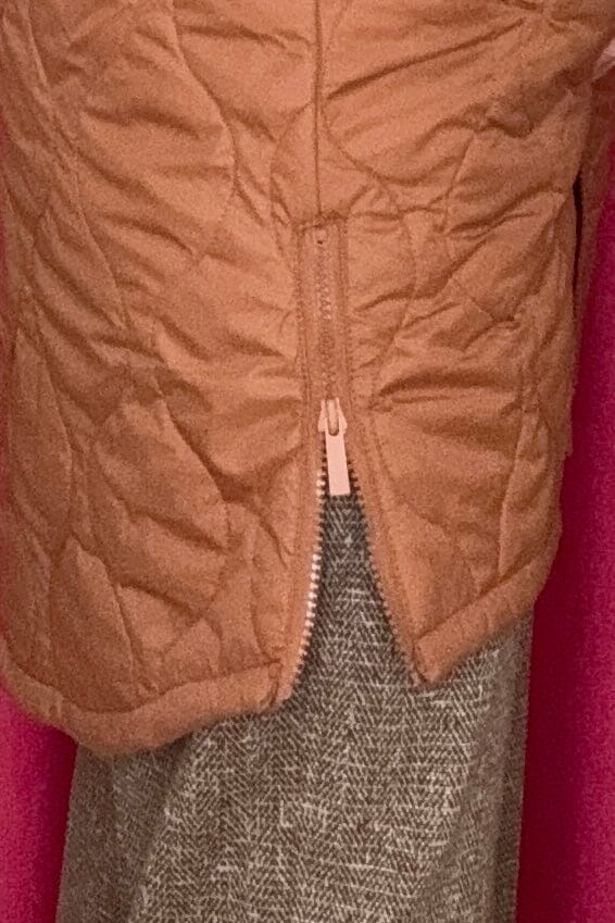 Hooded Vest w/Pockets OUTFIT COMPLETER KEREN HART 