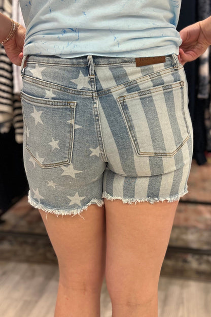 Mid-Rise Stars &amp; Stripes Shorts BOTTOMS JUDY BLUE 