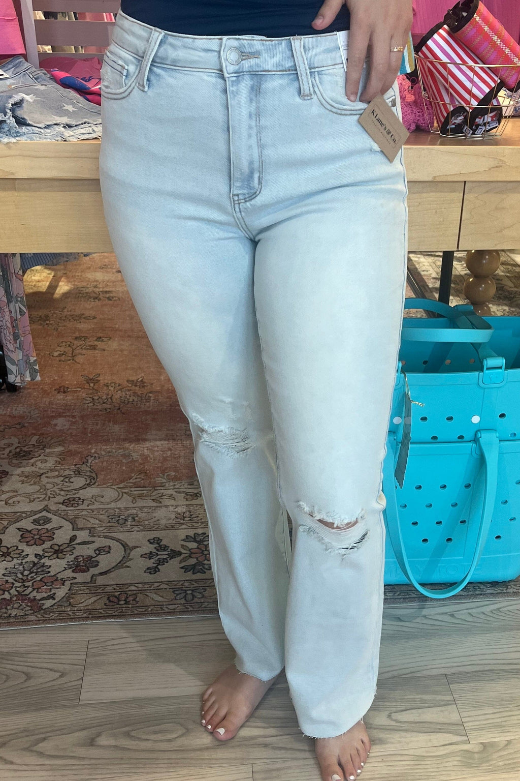 Mid Rise Destroy & Frey Hem Bootcut JEANS JUDY BLUE 