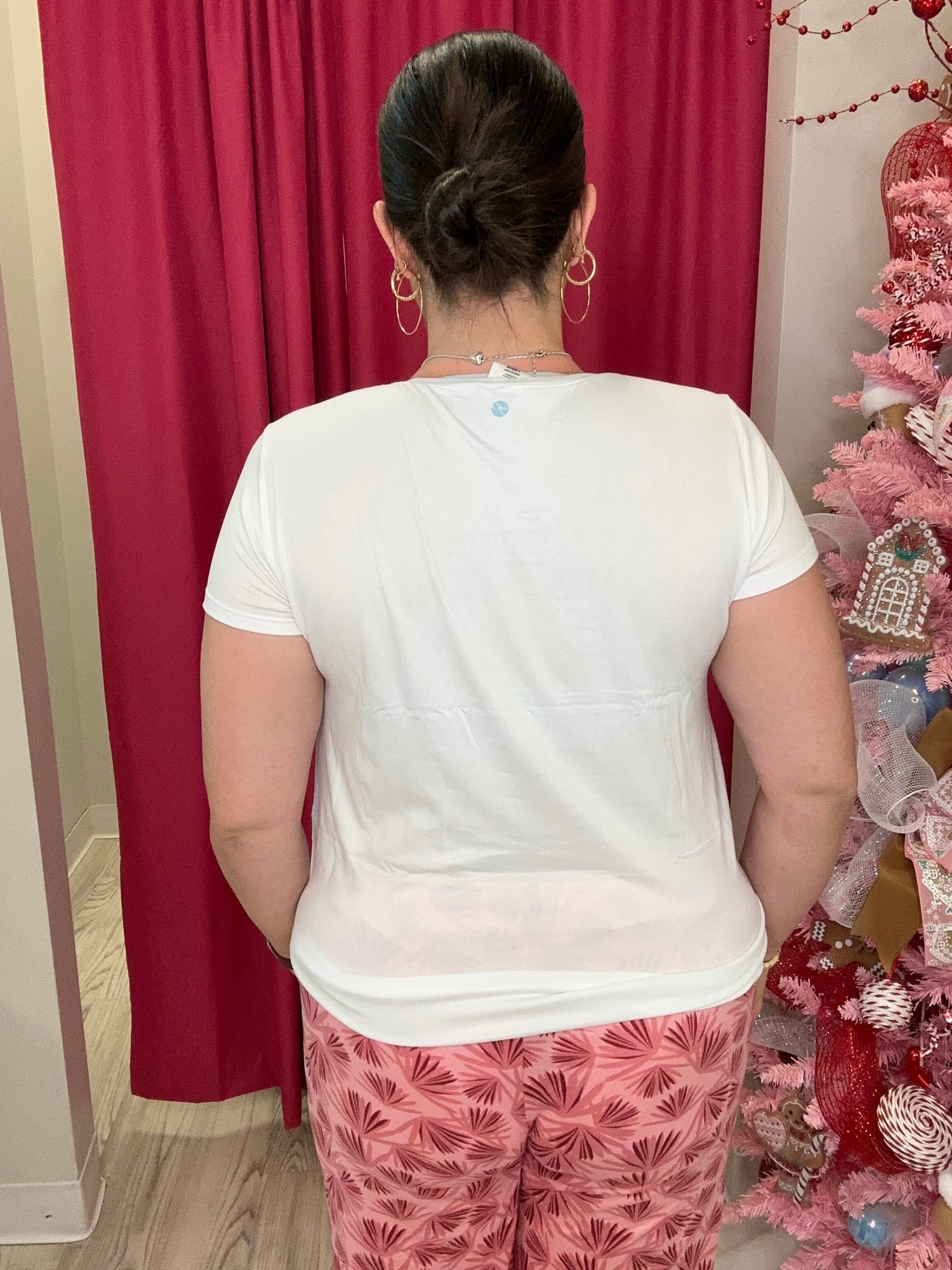 DREAM TEE UNDER DMMERCHANDISING 