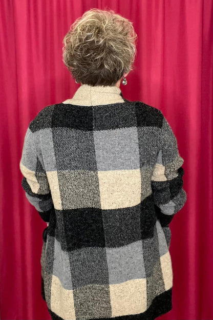 Long Sleeve Checked Cardigan w/Pockets OUTFIT COMPLETER SOUTHERN LADY 
