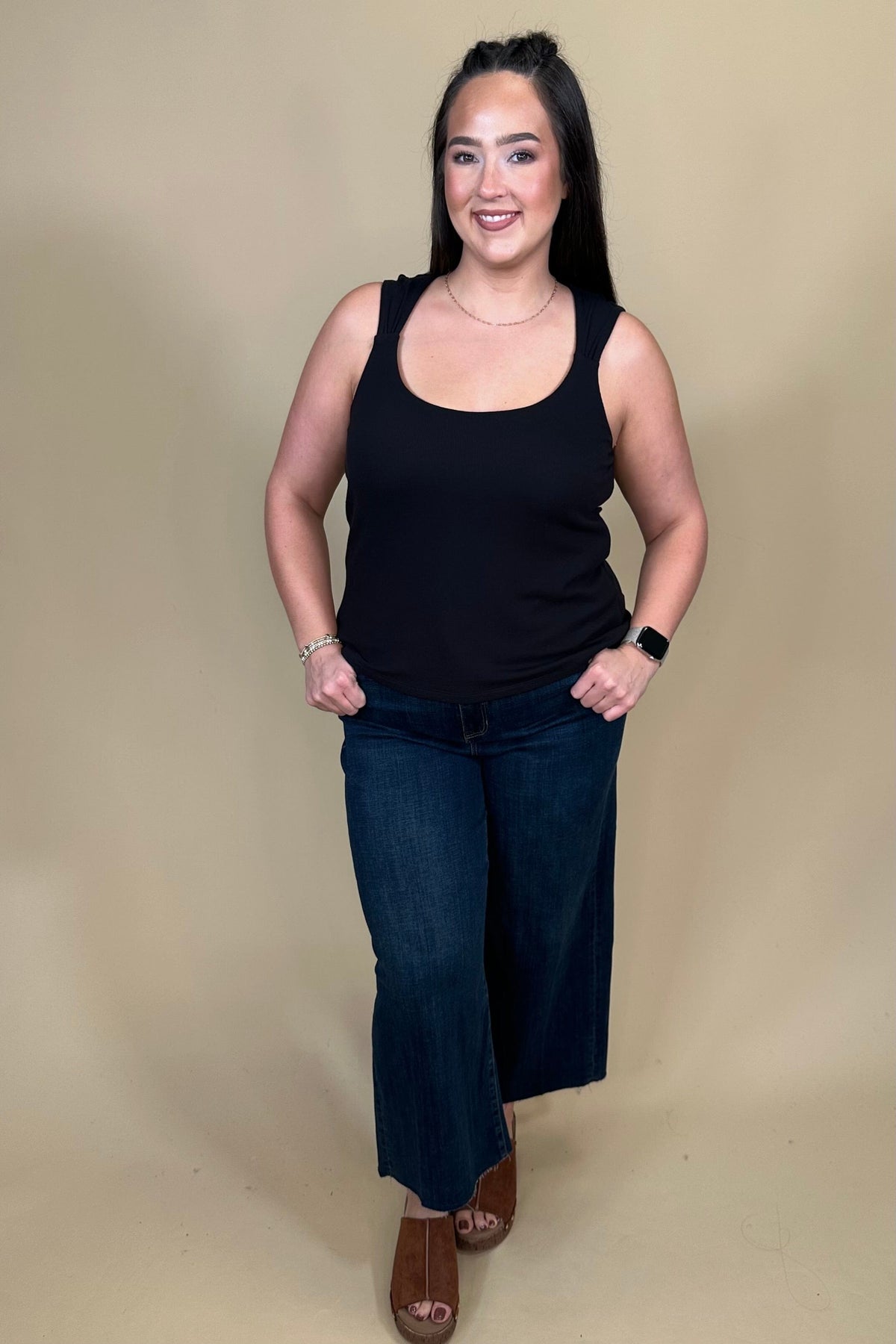 Sleevless Built in Bra Knit Top - Black MISSY BASIC KNIT:LPTRUNKFALL26 LIVERPOOL 