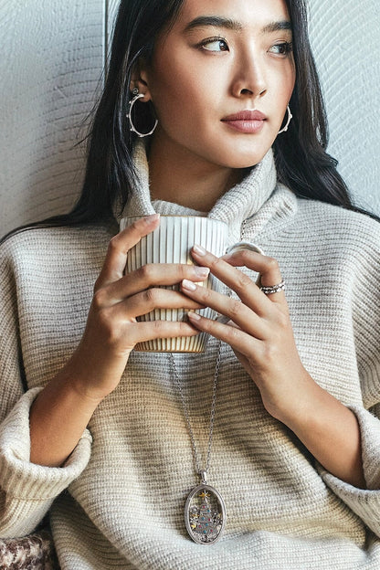 Wonderful Christmas Time Shaker Necklace BJEWELRY Brighton Collectables 