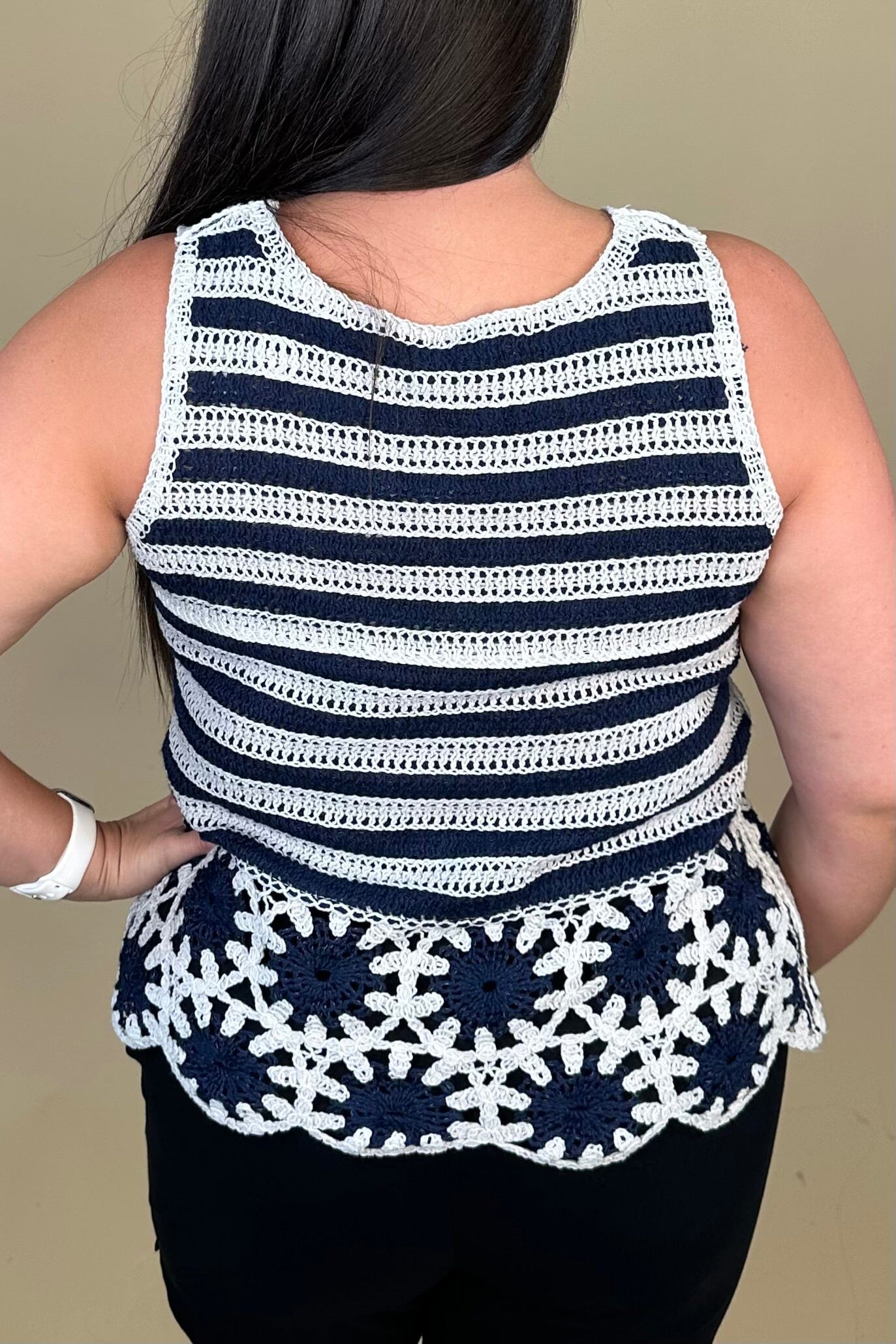 Contrast Sleeveless Crochet Top MISSY TOP SPECIAL CHARLIEB 