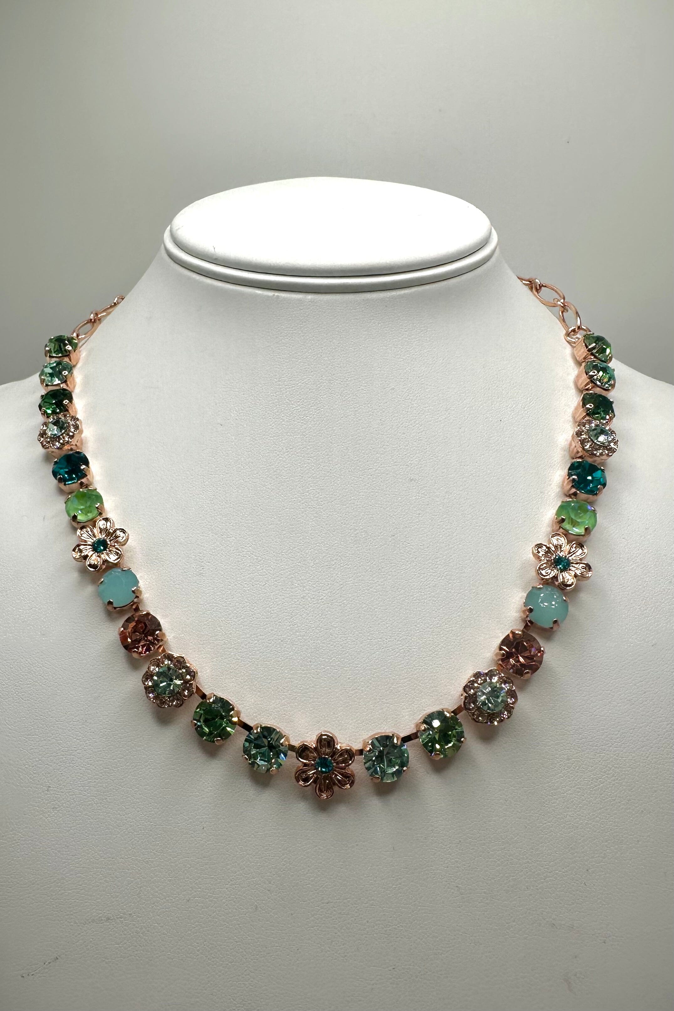 Medium Daisy Necklace in "Ivy Villa" - Rose Gold BETTERBRANDJEWELRY MICHALSMARIANA 