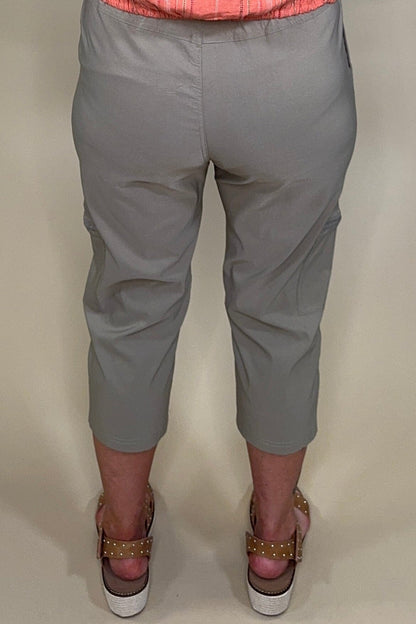 Pull On Cropped Capri Pant BOTTOMS CREATION 