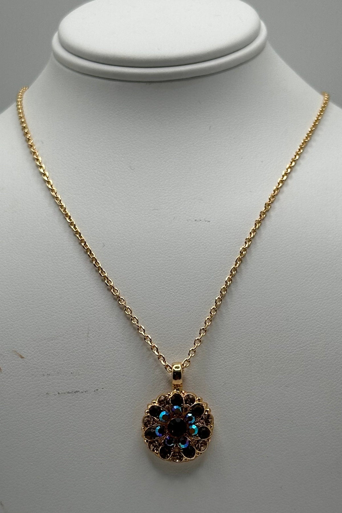 Guardian Angel Birthstone Pendant in "Cello Solo" - Yellow Gold BETTERBRANDJEWELRY:~~Unassigned~~ MICHALSMARIANA 