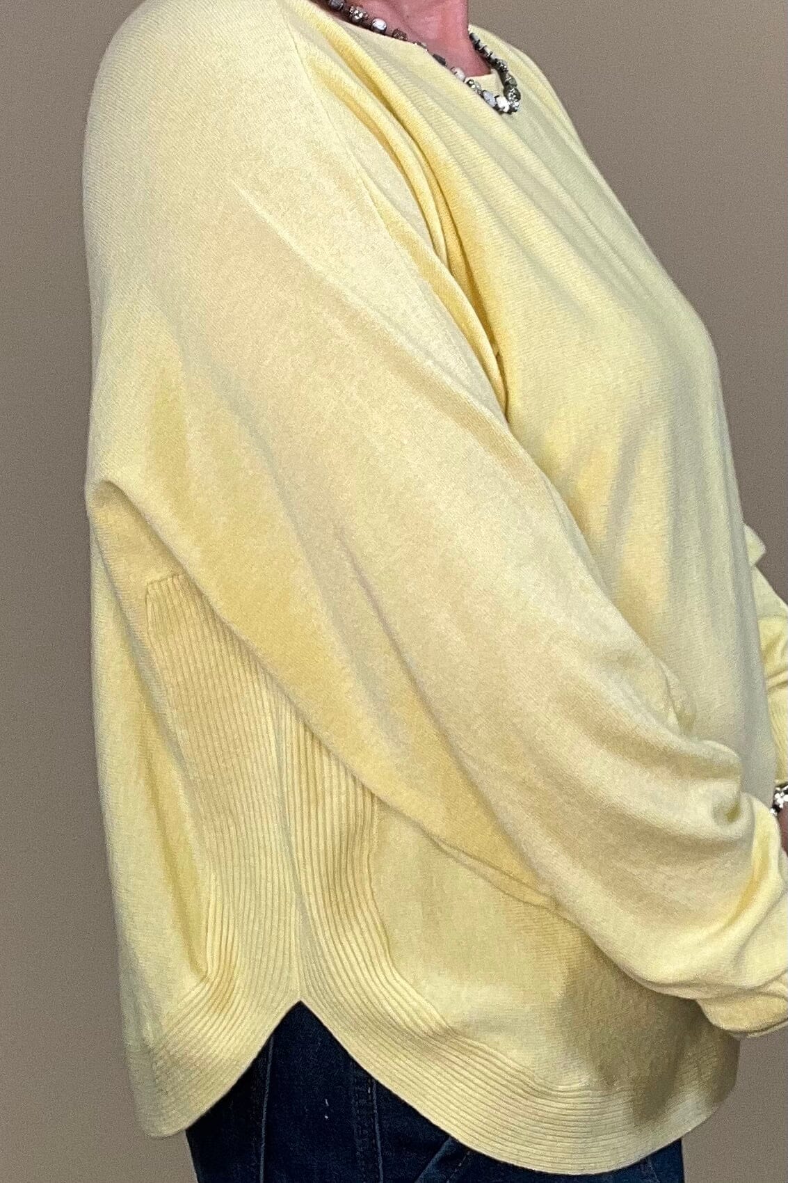 Long Sleeve Pullover Sweater w/Round Bottom Hem JRTOP CASUAL TOP DREAMERS 