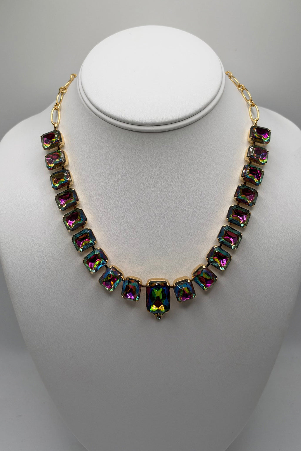 Large Emerald Necklace in "Twlight Serenade" - Yellow Gold BETTERBRANDJEWELRY:ANECK MICHALSMARIANA 