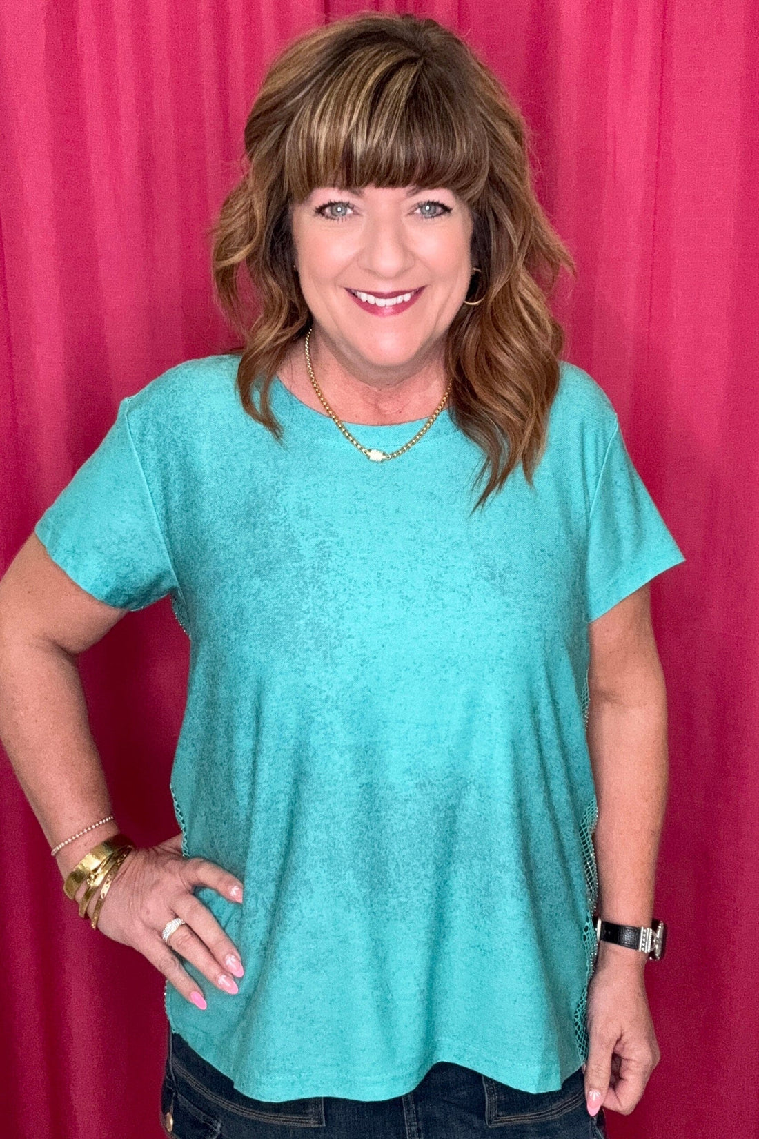 Short Sleeve High/Low Top w/Rhinestones JRTOP CASUAL TOP STERLING KREEK 