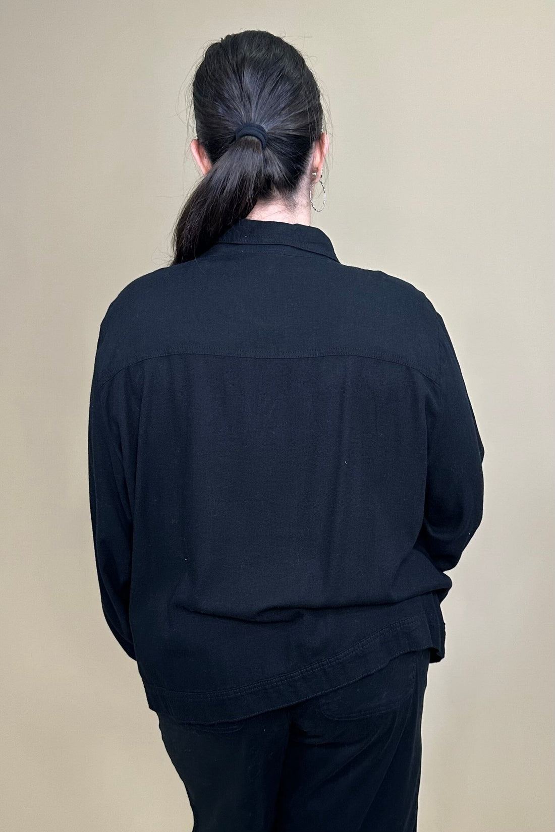 Long Sleeve Linen Jacket with Wood Buttons OUTFIT COMPLETER KEREN HART 