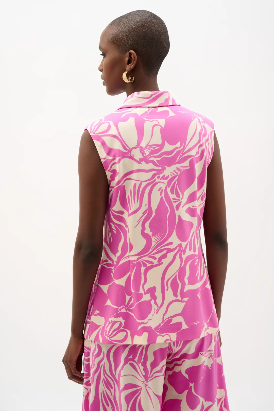 Silky Knit Floral Print Sleeveless Vest