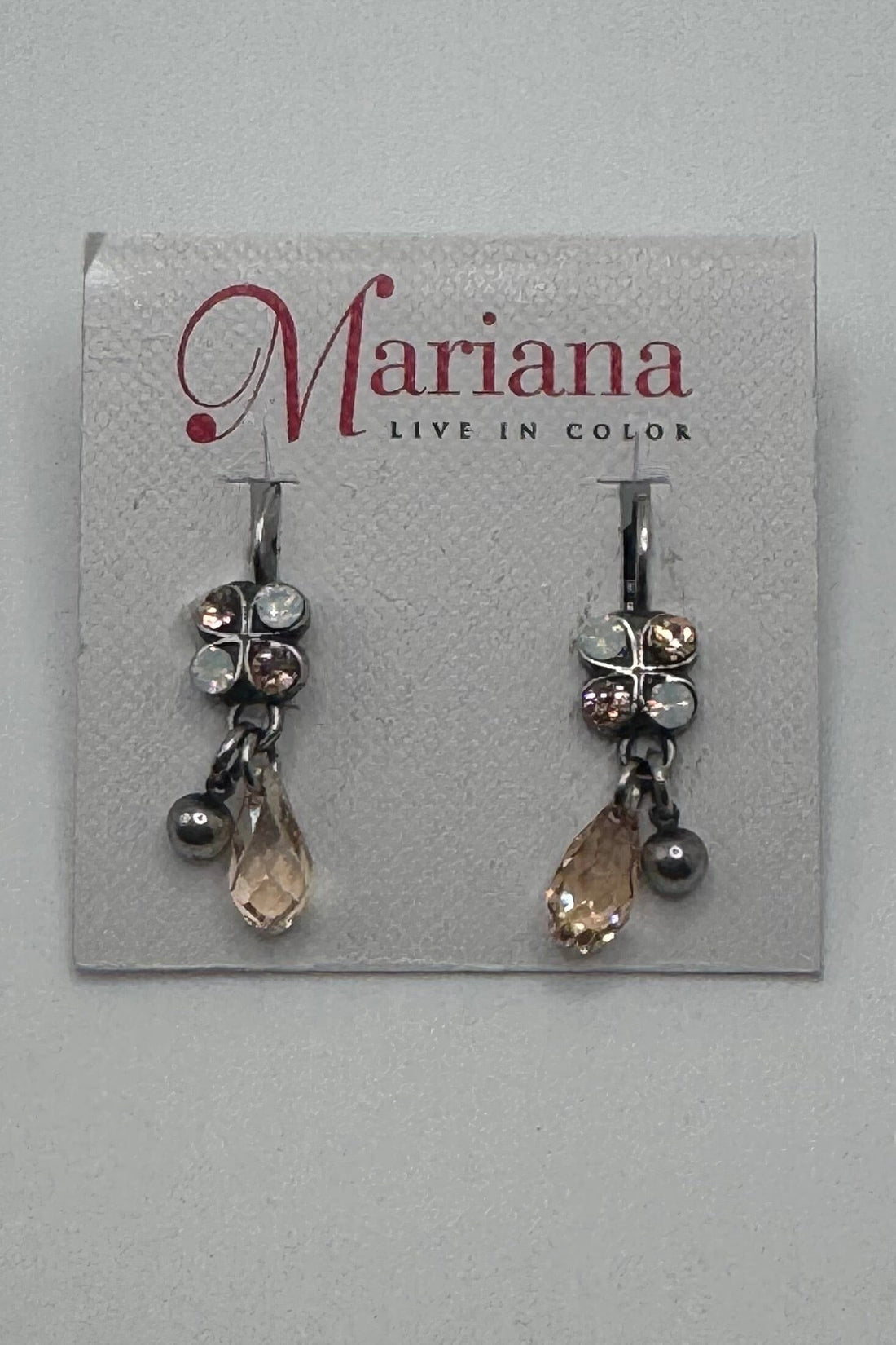 Diamond Cluster Earrings in Peace BETTERBRANDJEWELRY Mariana 