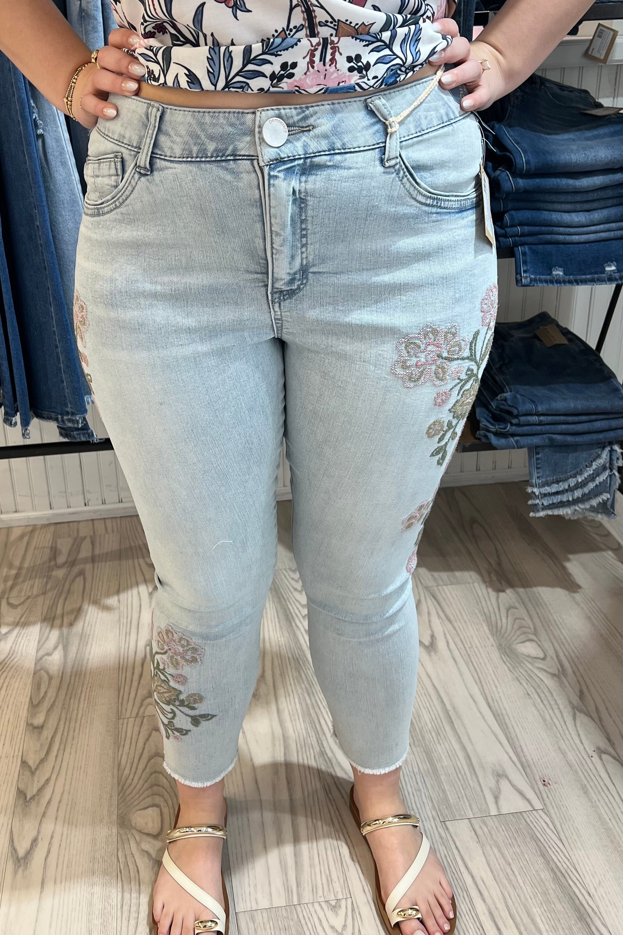 27/11" Ab Solution High Rise Seamless Ankle Skimmer w/Floral Embroidery BOTTOMS DEMOCRACY 