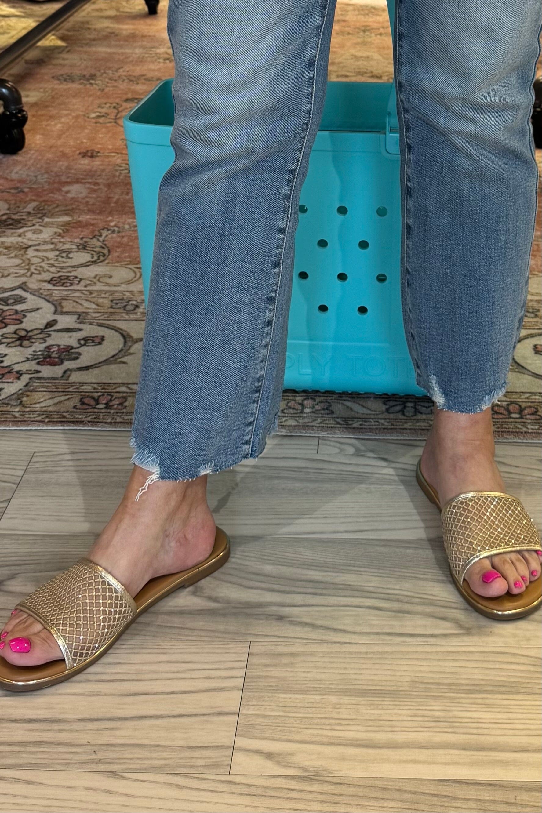 Mid Rise Kick Flare Destroy Hem JEANS JUDY BLUE 