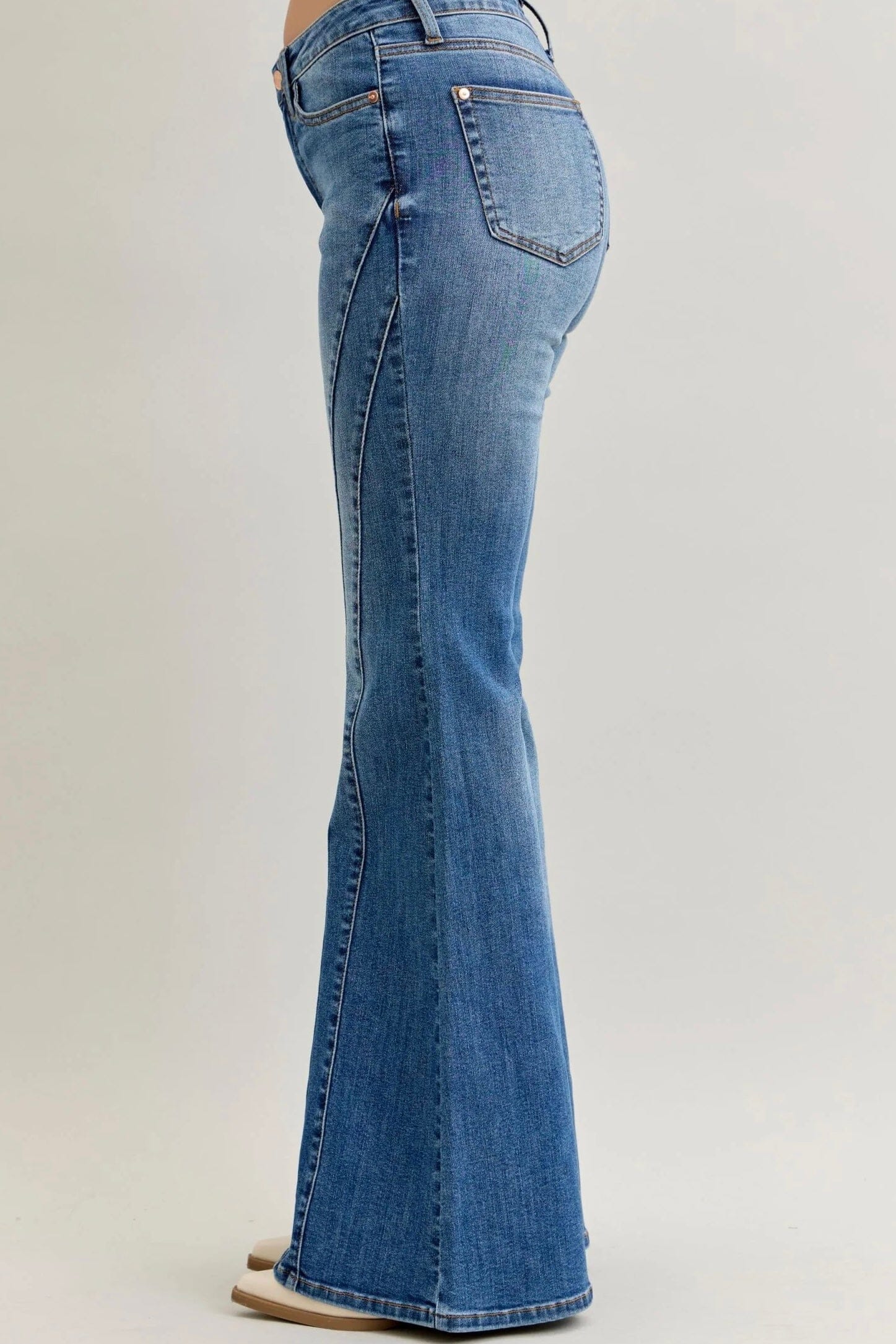 Mid-Rise New Flare Double Angular Seam JEANS JUDY BLUE 