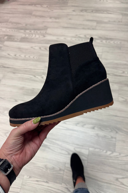 Apple Sauced Black Boot SHOES CORKYS 