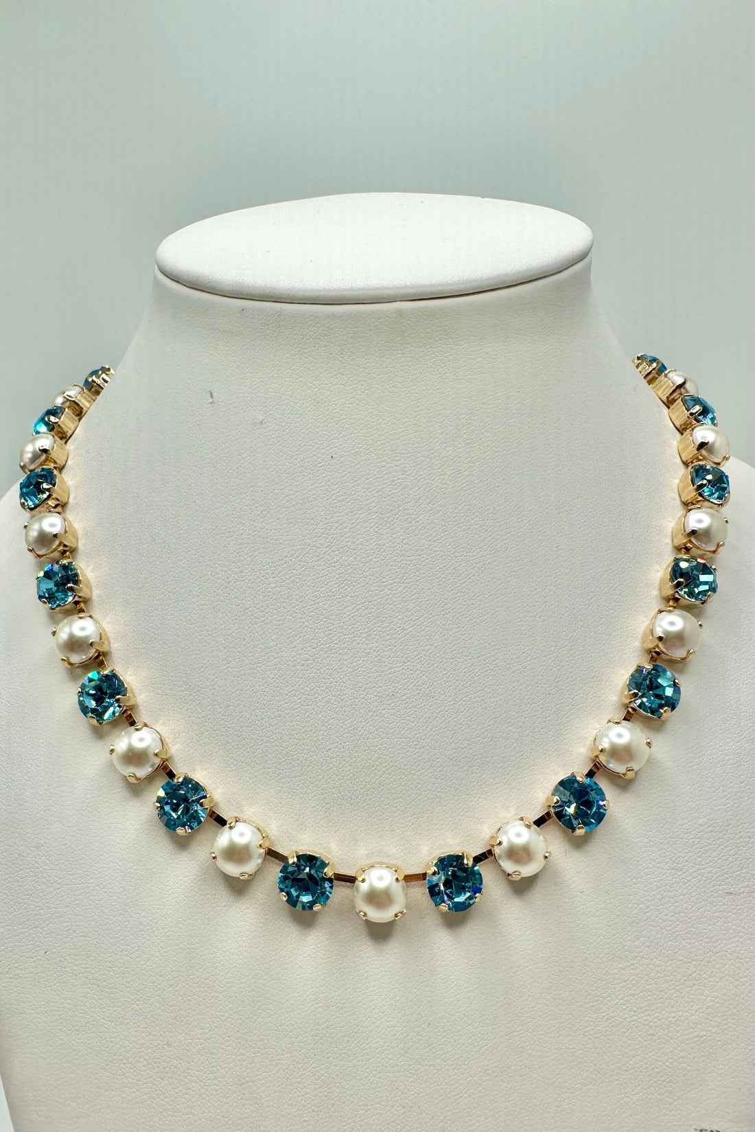Medium Everyday Necklace in Aquamarine and Pearl - Yellow Gold BETTERBRANDJEWELRY MICHALSMARIANA 