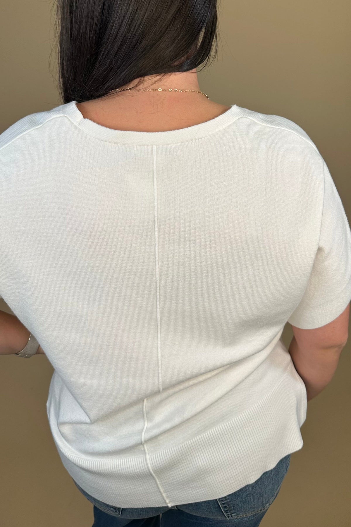 Short Sleeve V-Neck Dolman Sweater - Whipped Cream MISSY BASIC KNIT:LPTRUNKFALL26 LIVERPOOL 