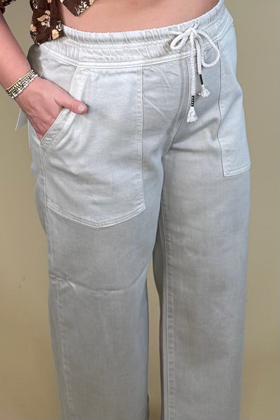 Elastic Waist Slouchy Crop Pants BOTTOMS RISEN 